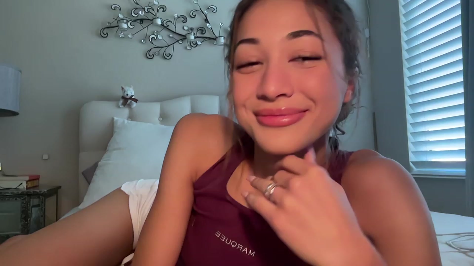 Gallery image thumbnail from Rosiexluv22's myfreecams stream on, 07/14/2023, 16:58 image 5 of 20