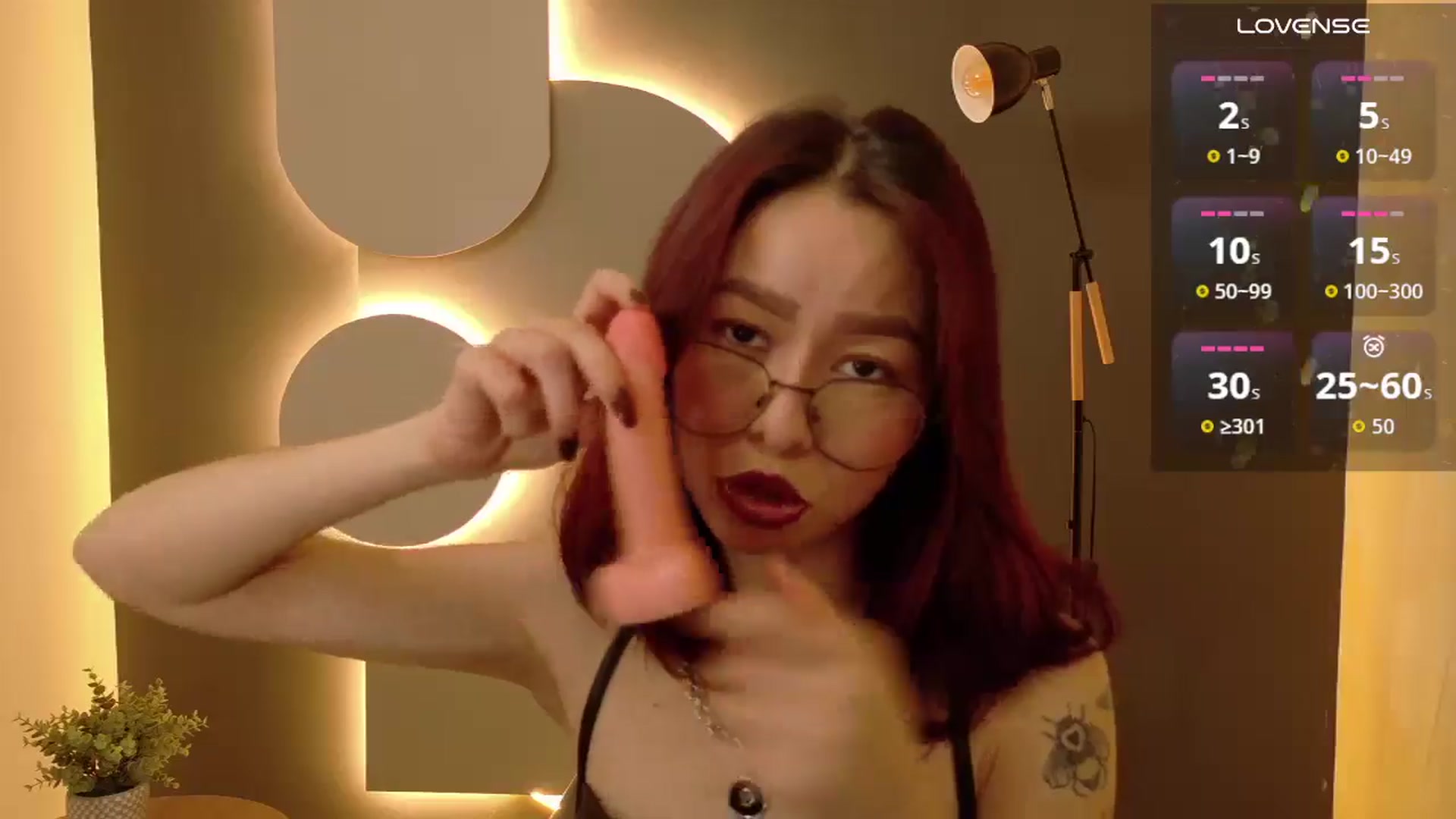 Gallery image thumbnail from Rosse_98_'s myfreecams stream on, 10/12/2025, 13:44 image 8 of 20
