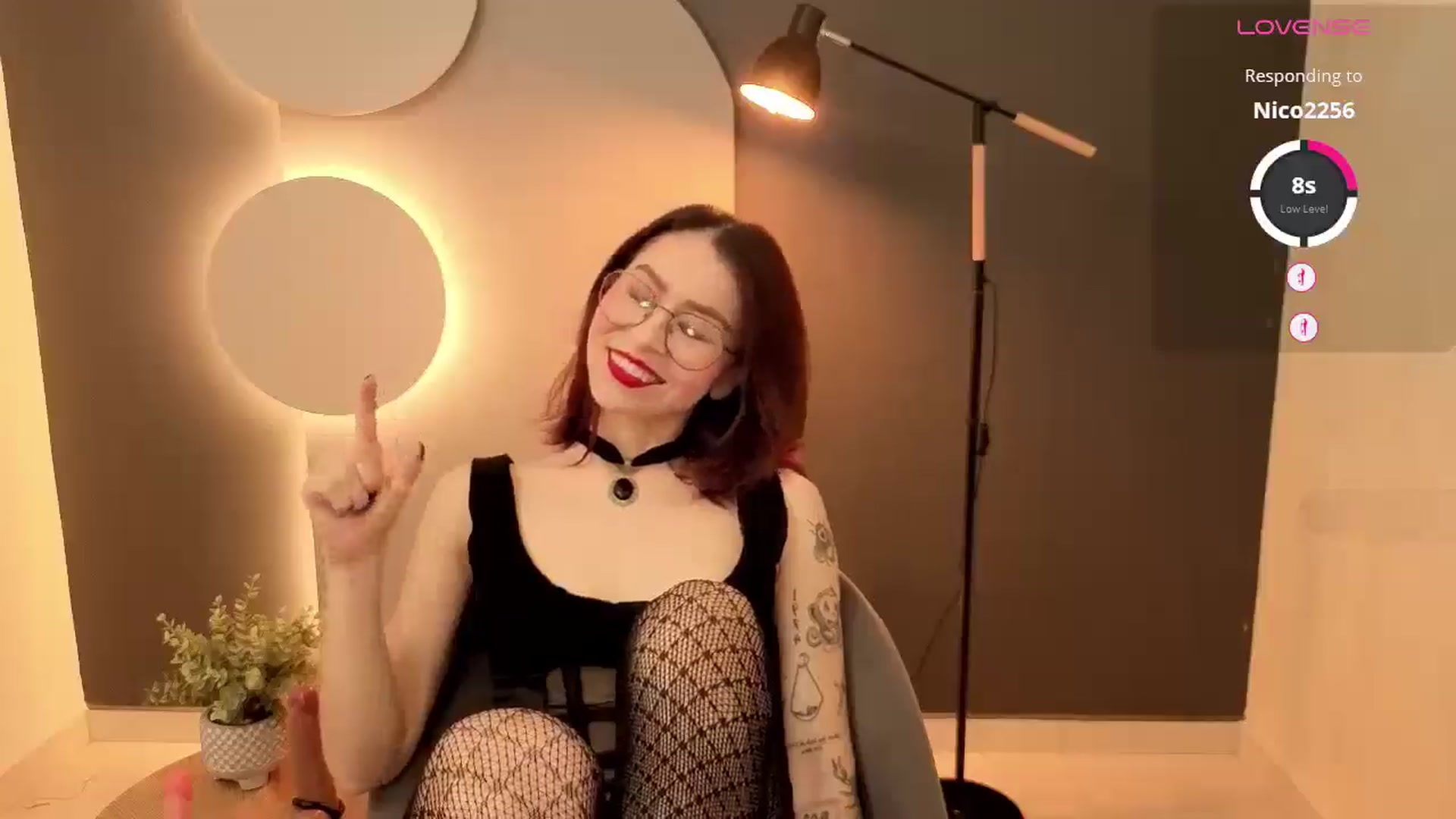Gallery image thumbnail from Rosse_98_'s myfreecams stream on, 10/21/2025, 14:21 image 13 of 20