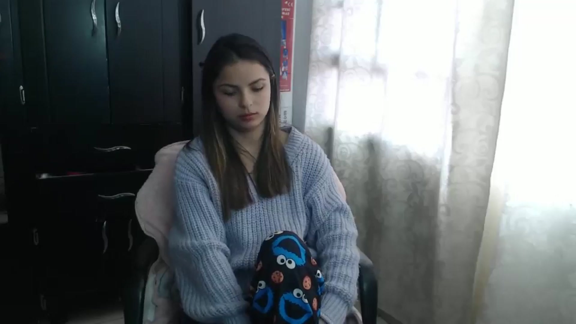 Gallery image thumbnail from Rossella_69's myfreecams stream on, 06/16/2025, 14:36 image 11 of 20