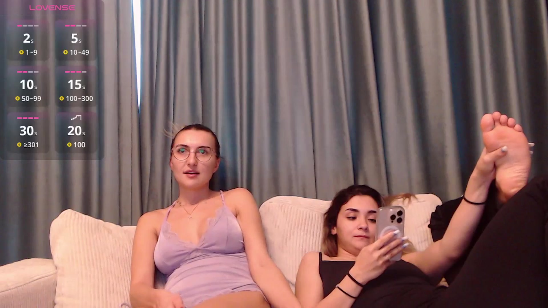 Gallery image thumbnail from RossieAddams's myfreecams stream on, 04/01/2025, 10:51 image 19 of 20