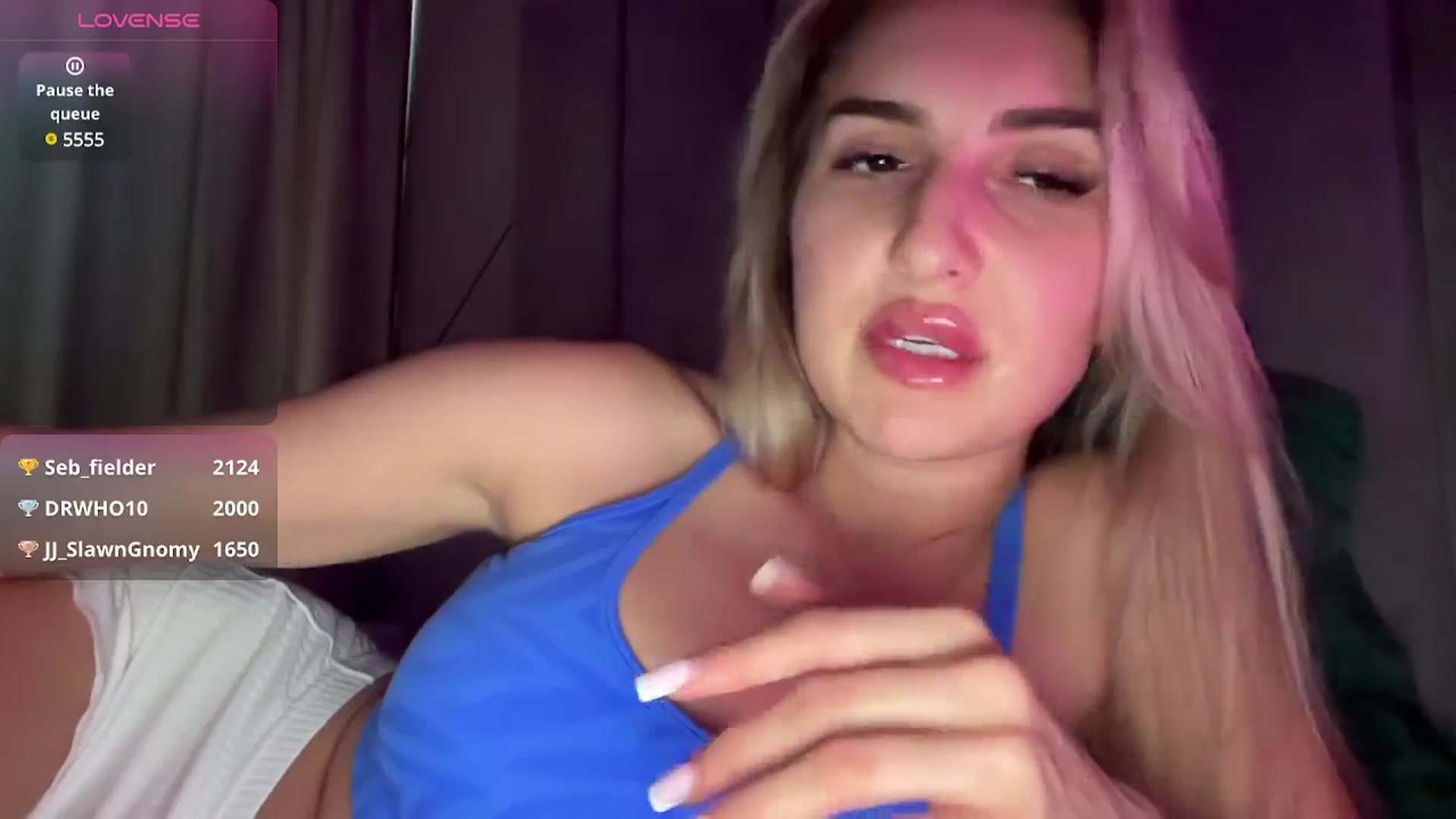 Gallery image thumbnail from RossieAddams's myfreecams stream on, 06/22/2025, 17:45 image 6 of 20