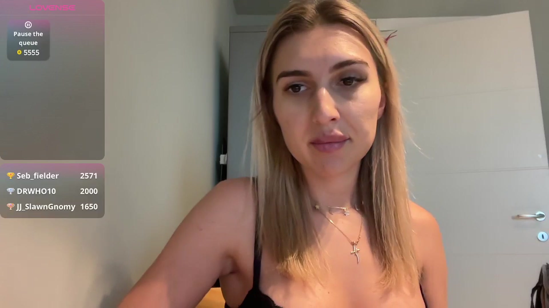 Gallery image thumbnail from RossieAddams's myfreecams stream on, 06/23/2025, 14:50 image 17 of 20