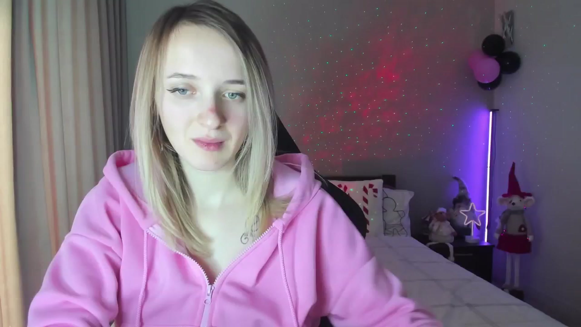 Gallery image thumbnail from RouseReed's myfreecams stream on, 01/02/2025, 10:46 image 6 of 20