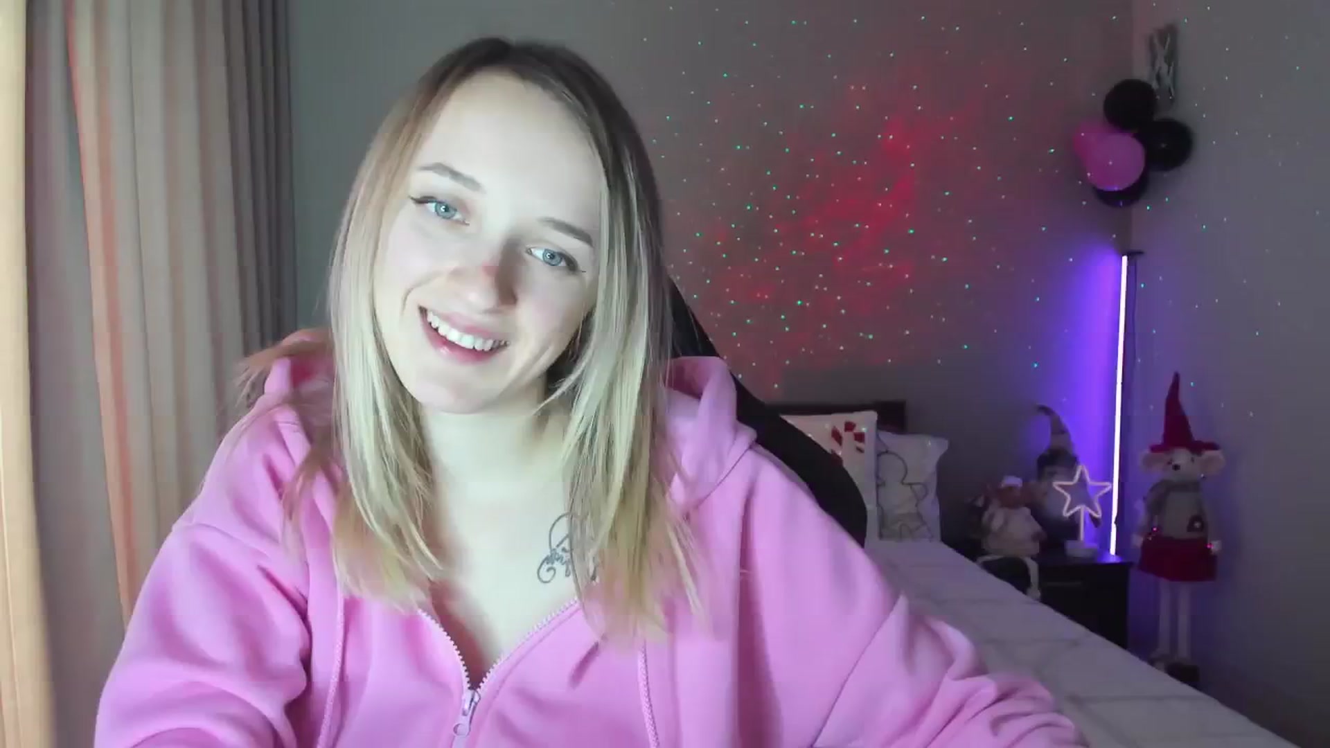 Gallery image thumbnail from RouseReed's myfreecams stream on, 01/02/2025, 10:46 image 13 of 20