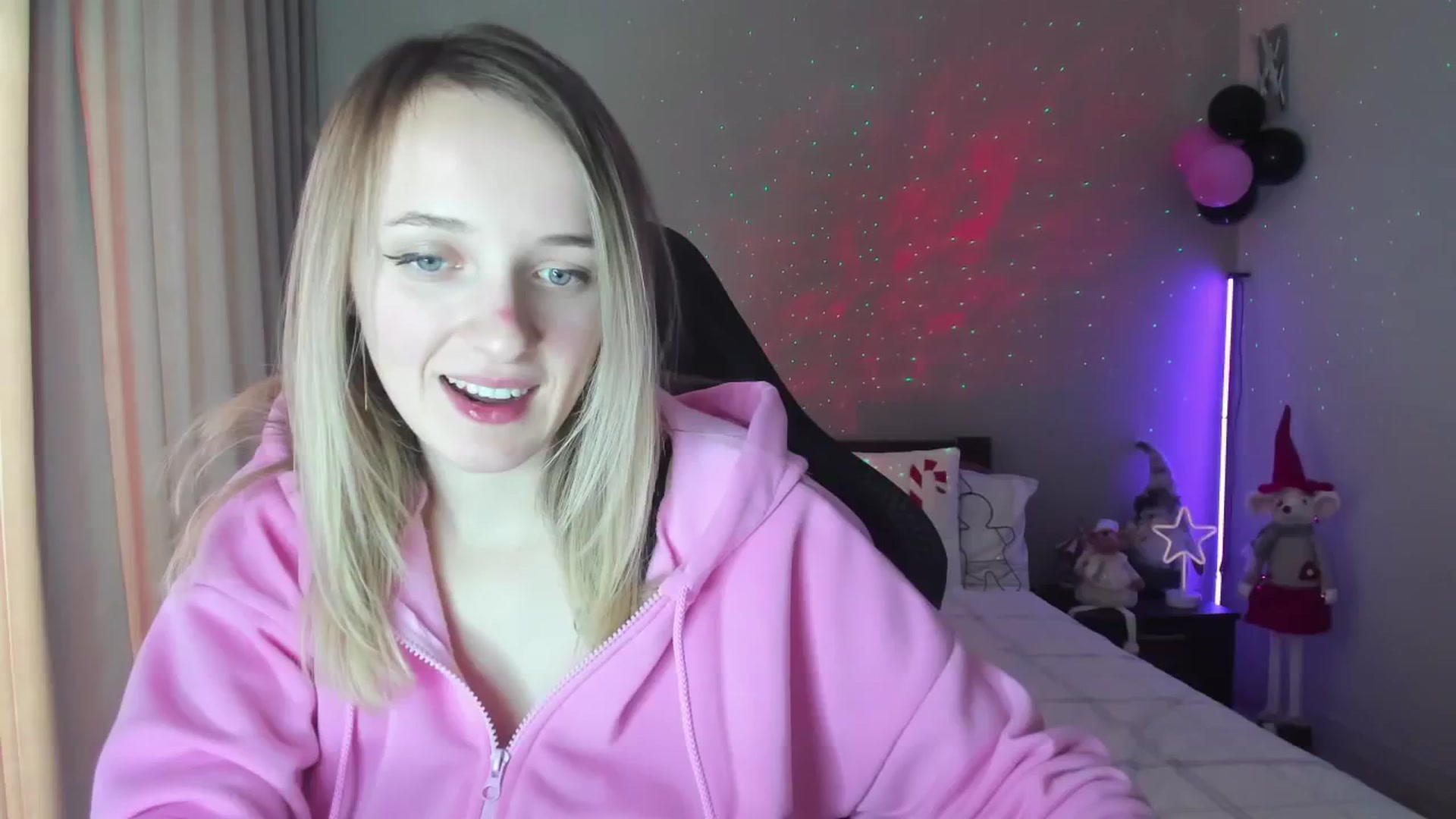 Gallery image thumbnail from RouseReed's myfreecams stream on, 01/02/2025, 10:46 image 12 of 20