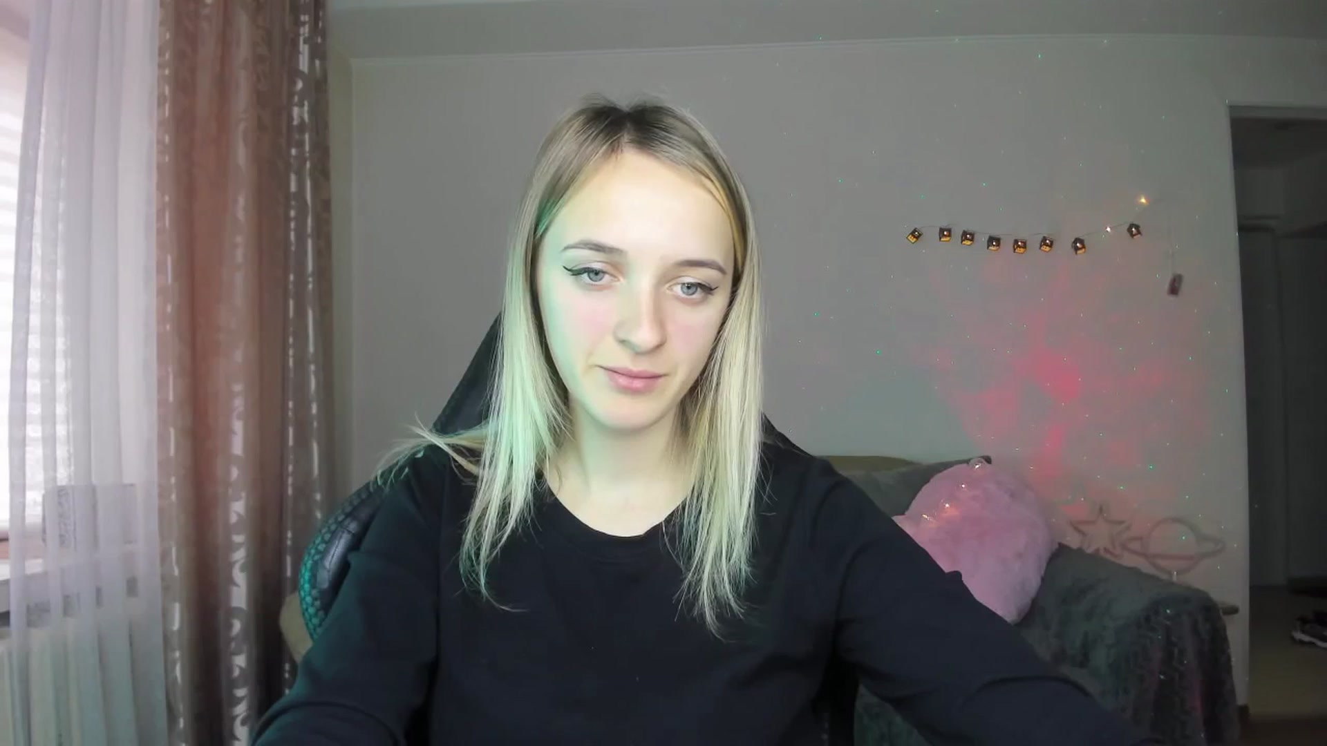 Gallery image thumbnail from RouseReed's myfreecams stream on, 10/26/2025, 11:04 image 6 of 20