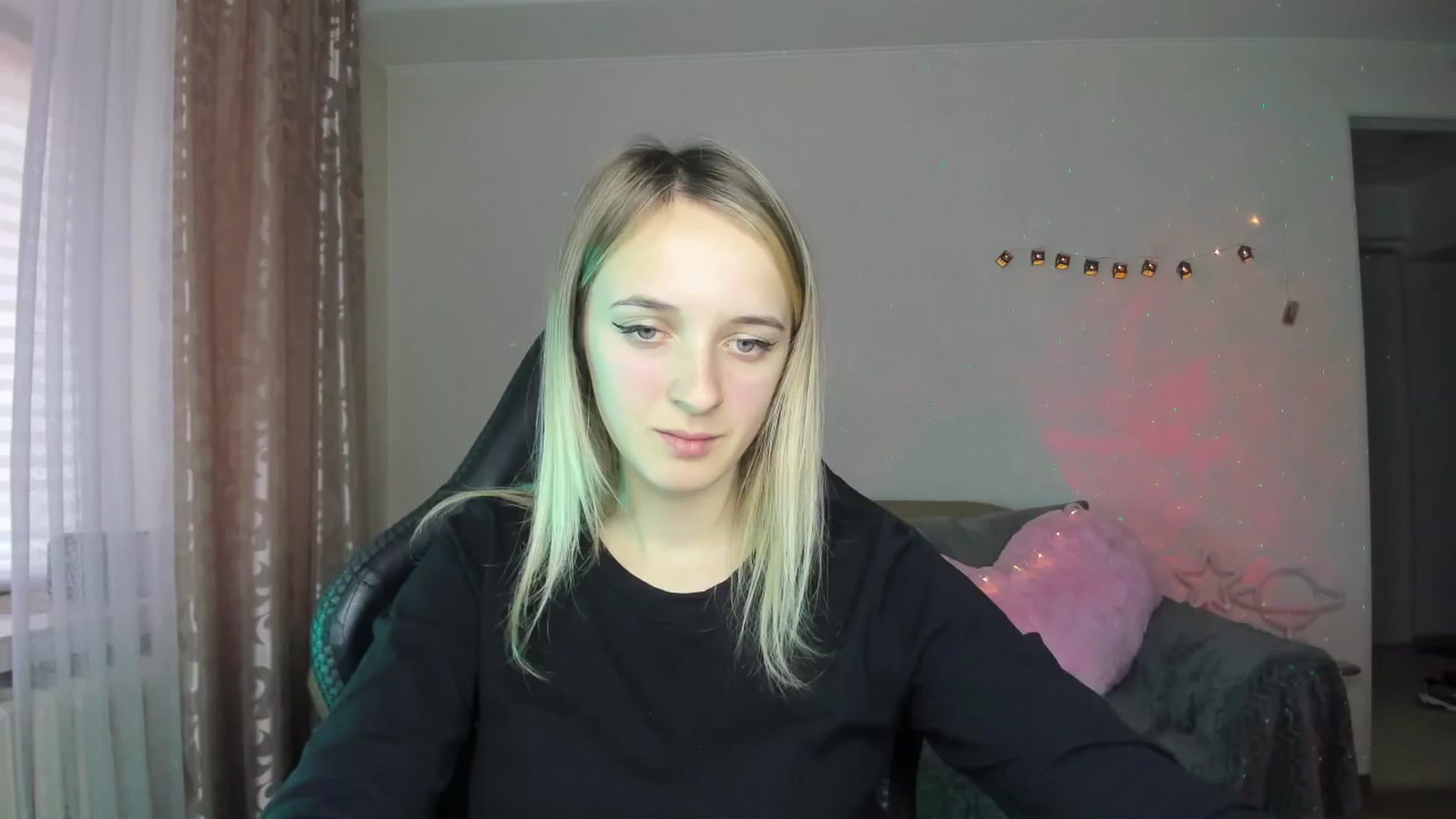 Gallery image thumbnail from RouseReed's myfreecams stream on, 10/26/2025, 11:04 image 1 of 20