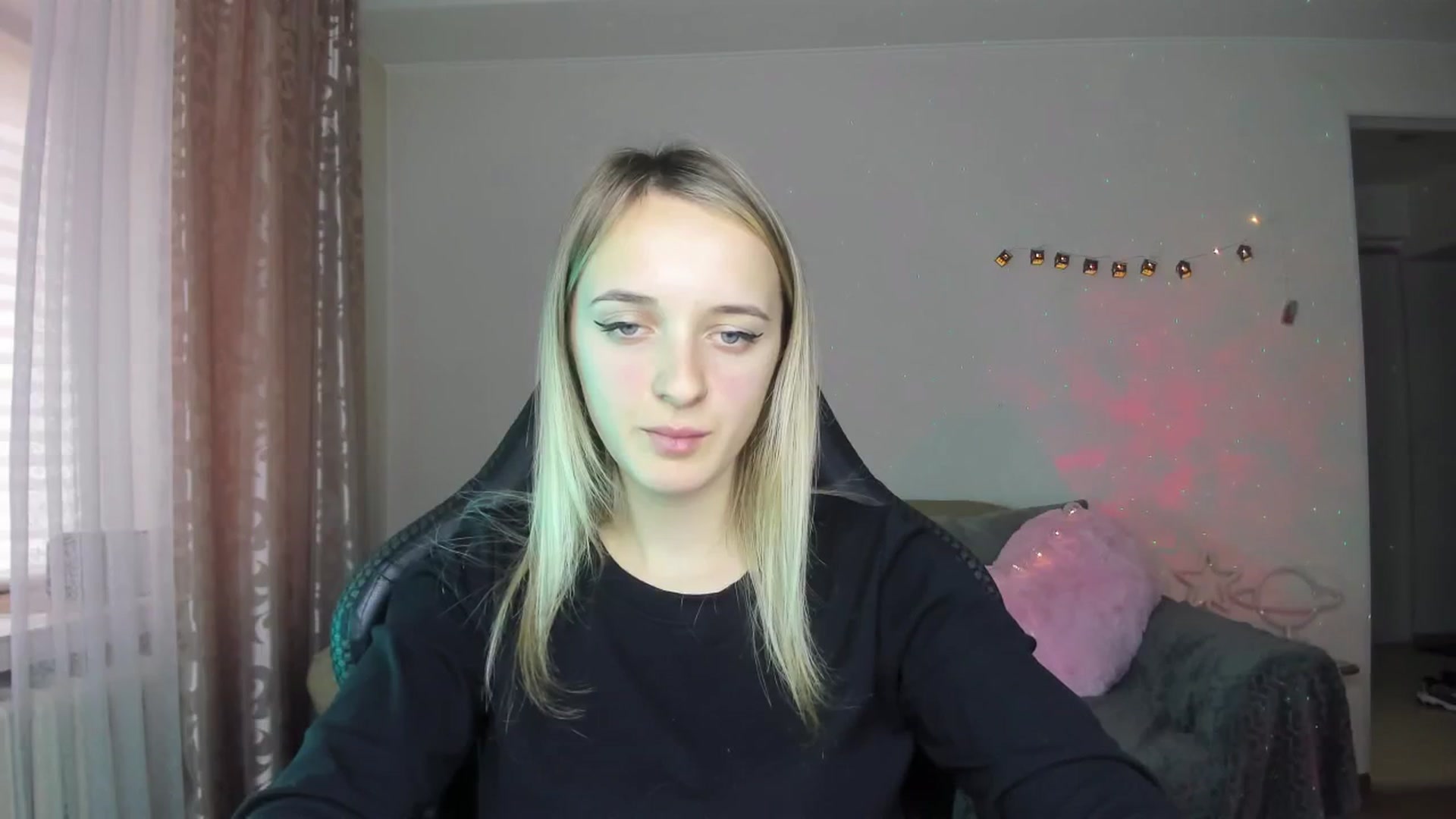Gallery image thumbnail from RouseReed's myfreecams stream on, 10/26/2025, 11:04 image 12 of 20