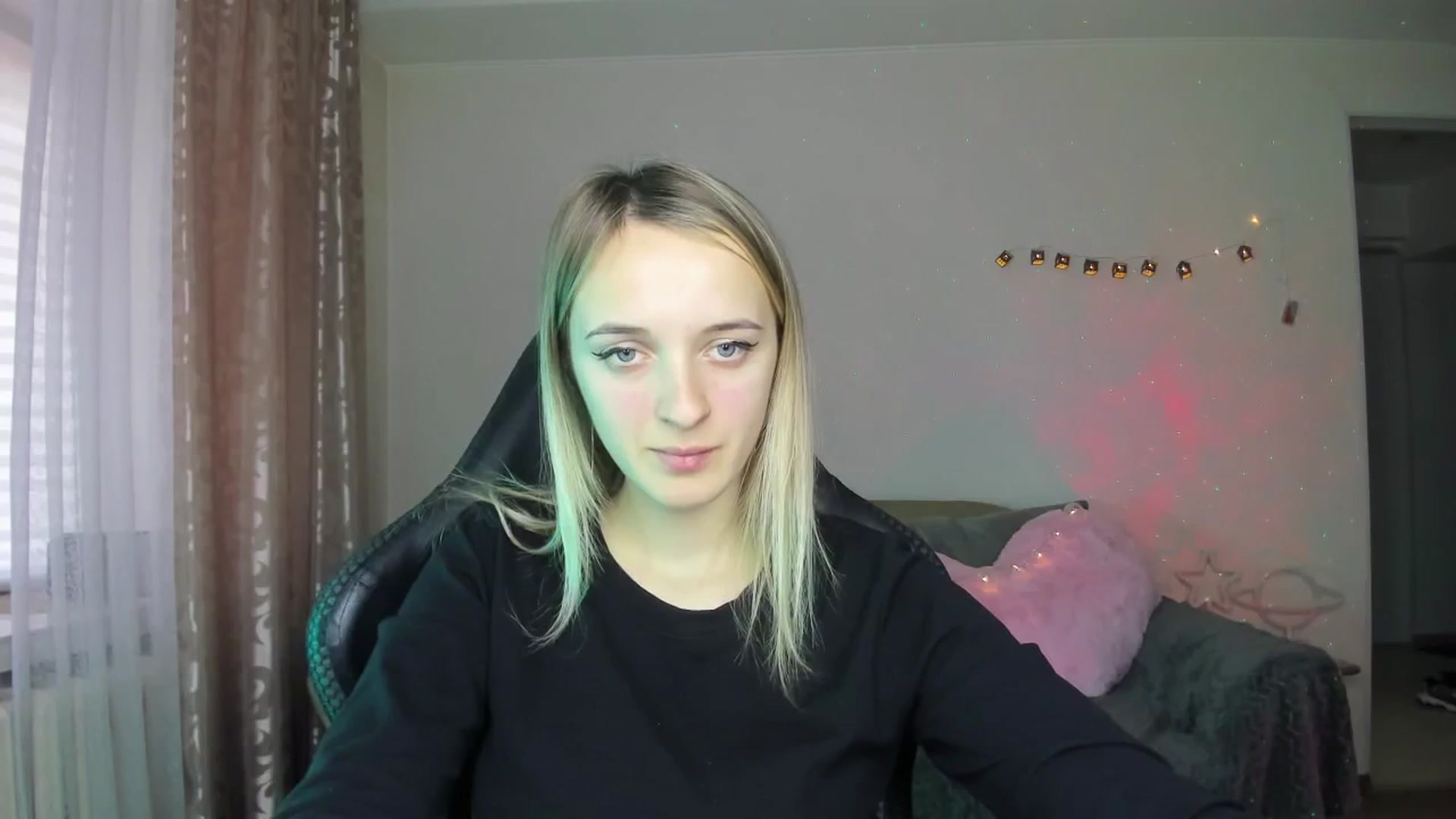 Gallery image thumbnail from RouseReed's myfreecams stream on, 10/26/2025, 11:04 image 3 of 20