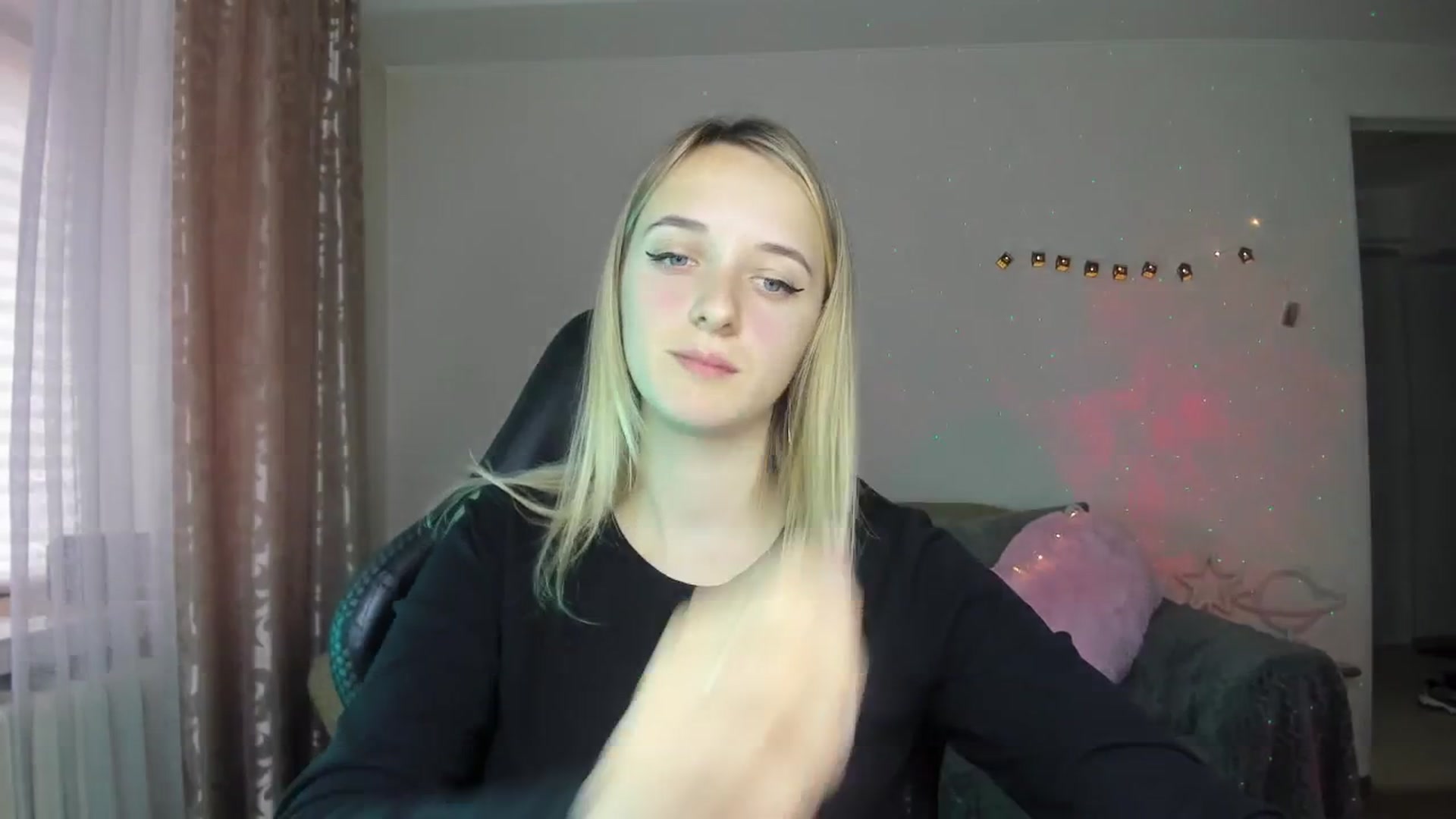 Gallery image thumbnail from RouseReed's myfreecams stream on, 10/26/2025, 11:04 image 5 of 20