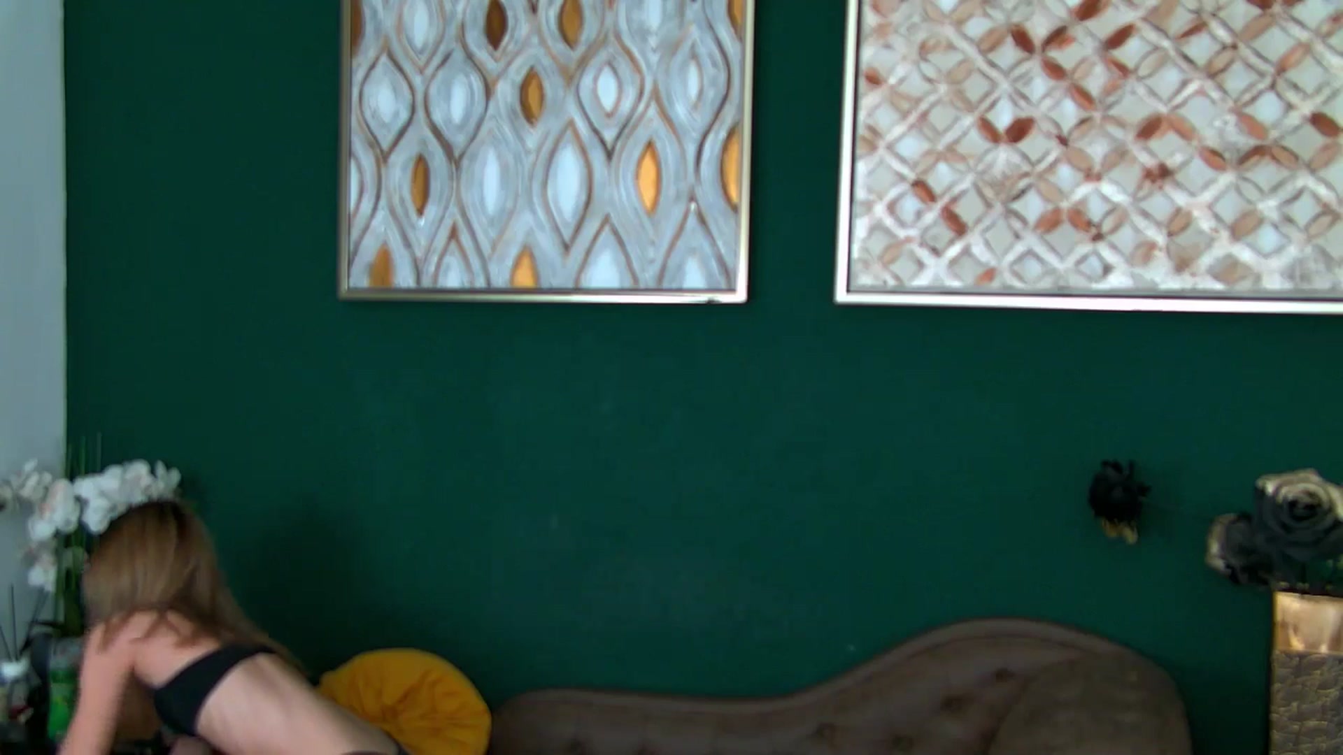 Gallery image thumbnail from RoxanneJoy's myfreecams stream on, 12/22/2025, 12:07 image 18 of 20