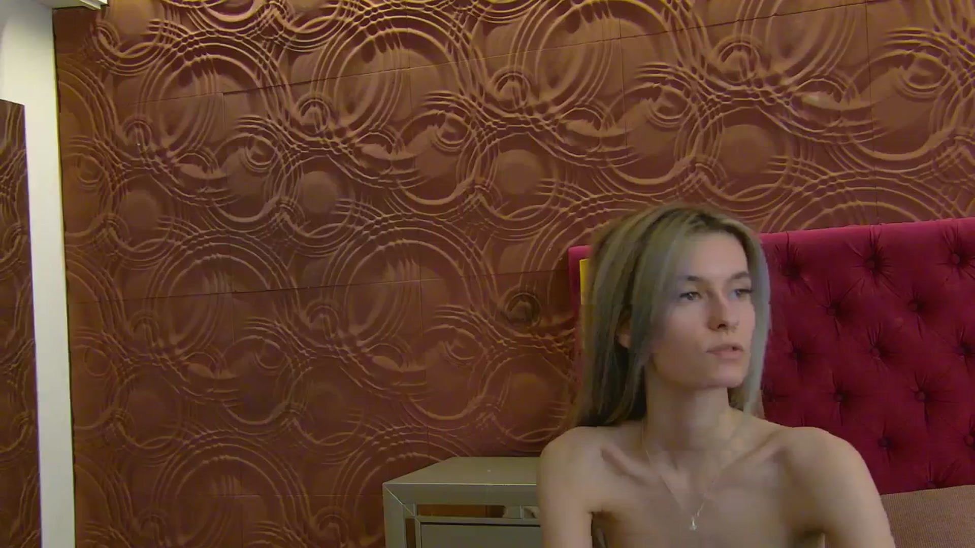 Gallery image thumbnail from RoxanneJoy's myfreecams stream on, 01/08/2026, 12:16 image 16 of 20