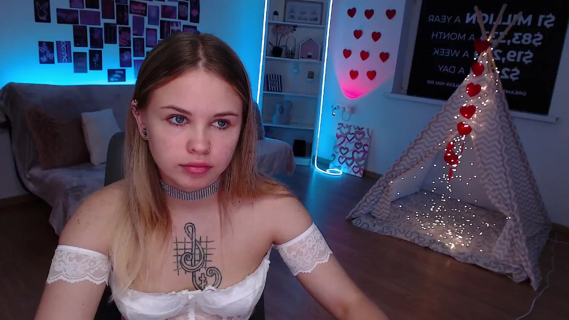 Gallery image thumbnail from Roxena's myfreecams stream on, 07/02/2025, 17:11 image 7 of 20