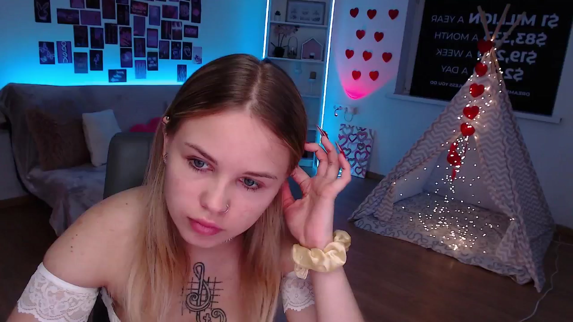 Gallery image thumbnail from Roxena's myfreecams stream on, 07/02/2025, 17:11 image 11 of 20