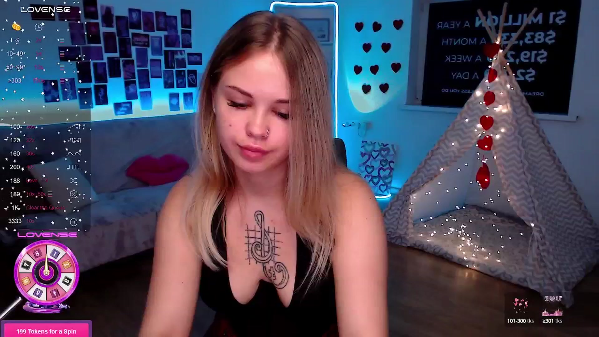 Gallery image thumbnail from Roxena's myfreecams stream on, 07/30/2025, 11:13 image 11 of 20