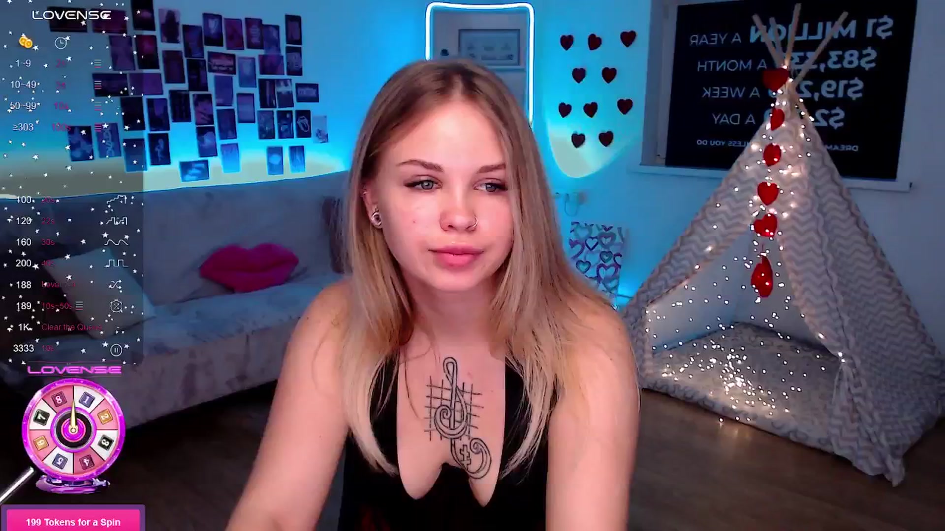 Gallery image thumbnail from Roxena's myfreecams stream on, 07/30/2025, 11:13 image 17 of 20