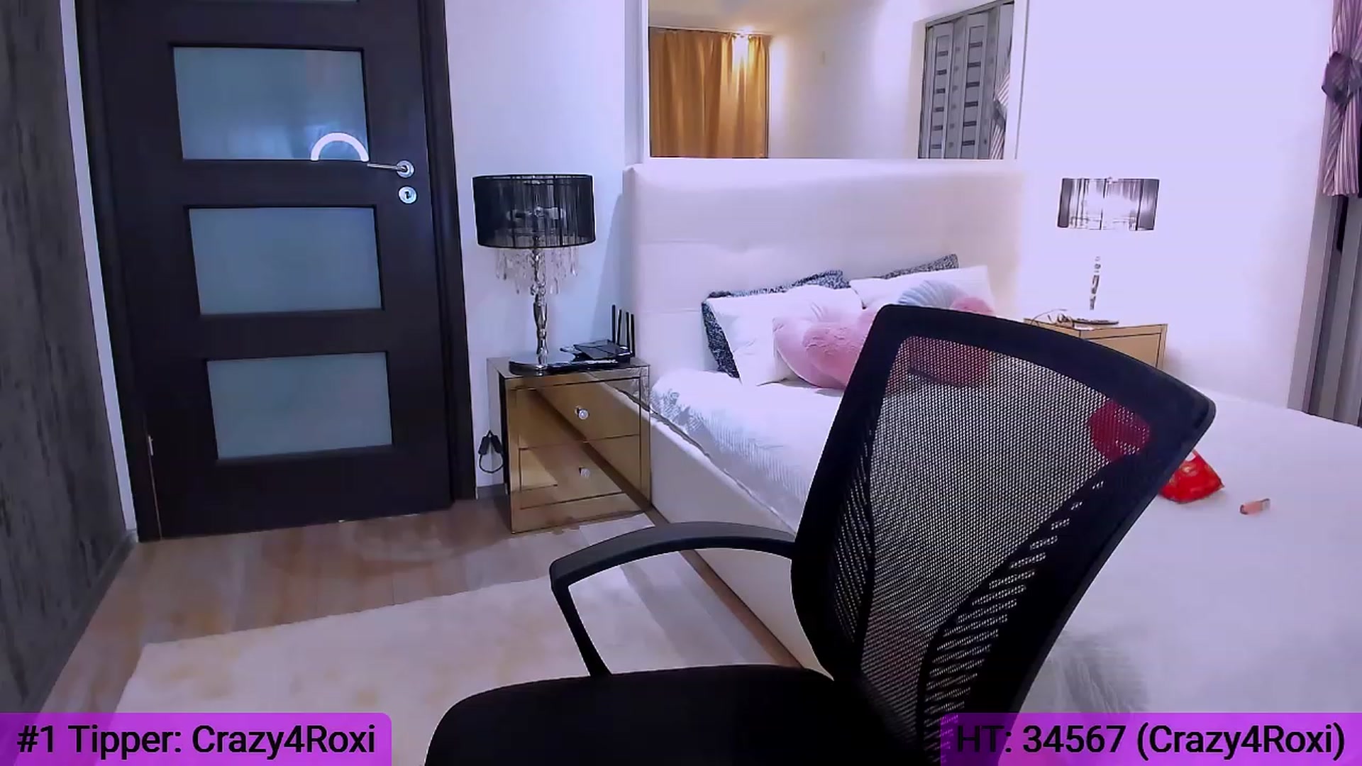 Gallery image thumbnail from Roxi777's myfreecams stream on, 12/10/2022, 03:24 image 18 of 20