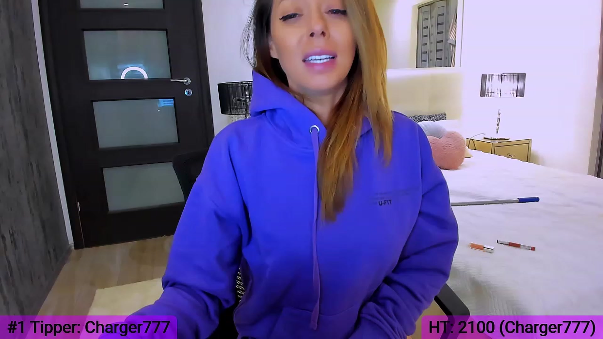 Gallery image thumbnail from Roxi777's myfreecams stream on, 12/17/2022, 01:37 image 20 of 20