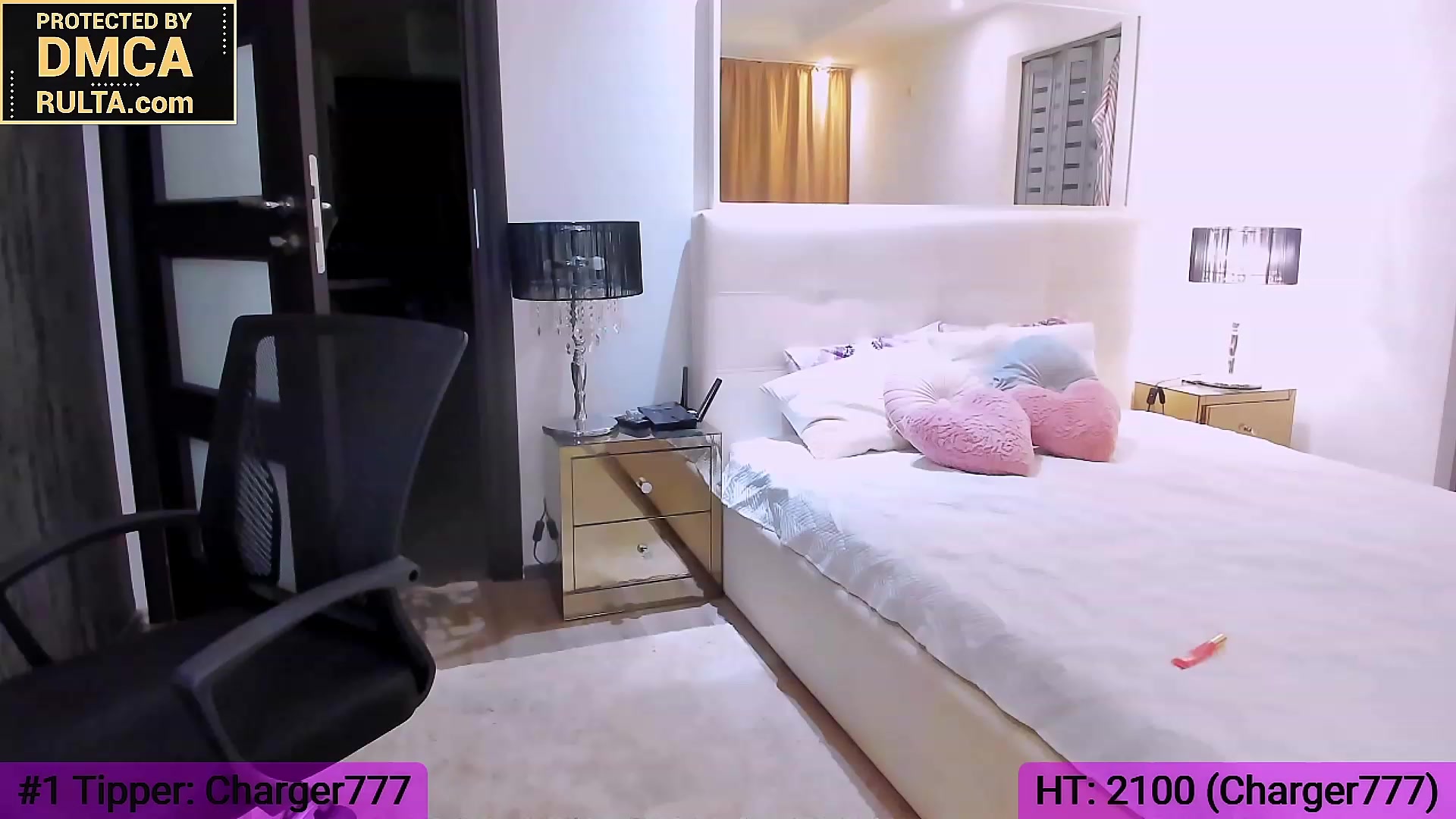 Gallery image thumbnail from Roxi777's myfreecams stream on, 03/27/2023, 24:31 image 14 of 20