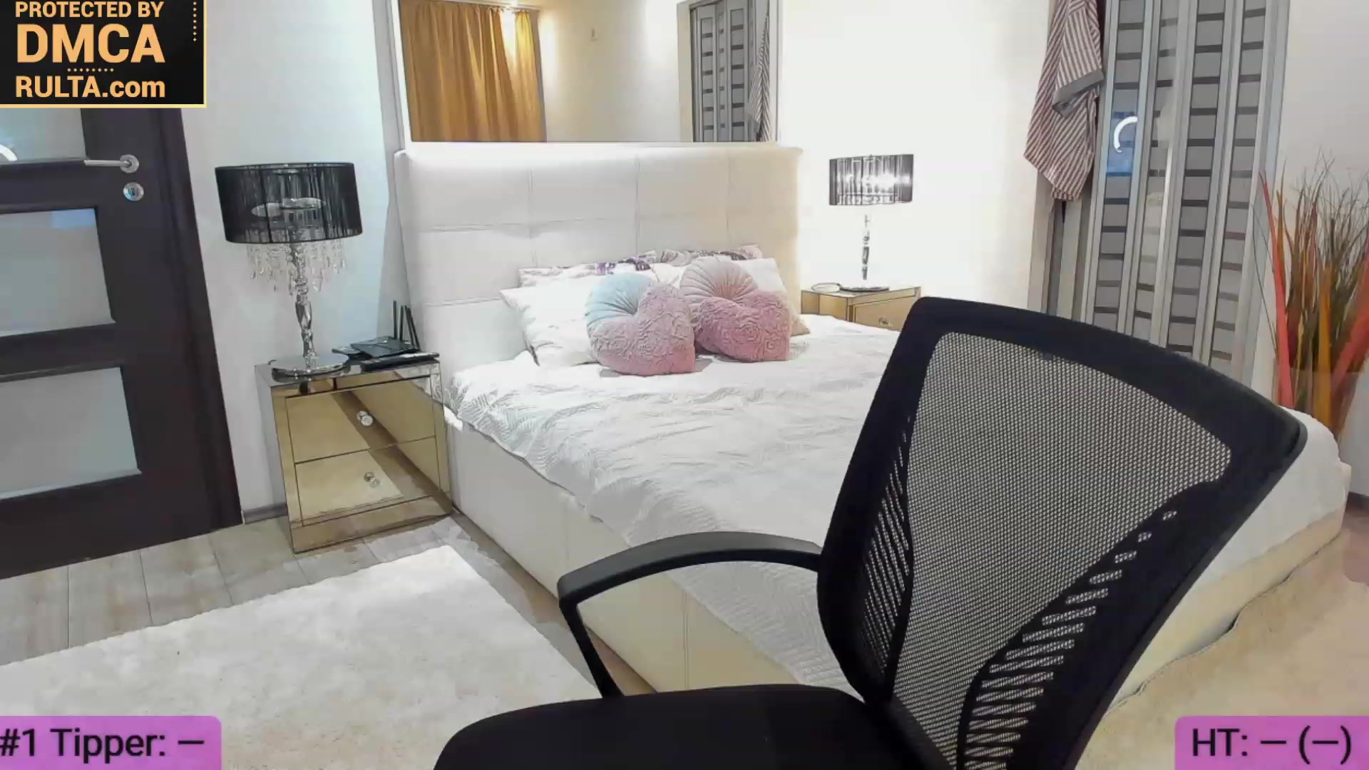 Gallery image thumbnail from Roxi777's myfreecams stream on, 06/25/2023, 17:34 image 6 of 20