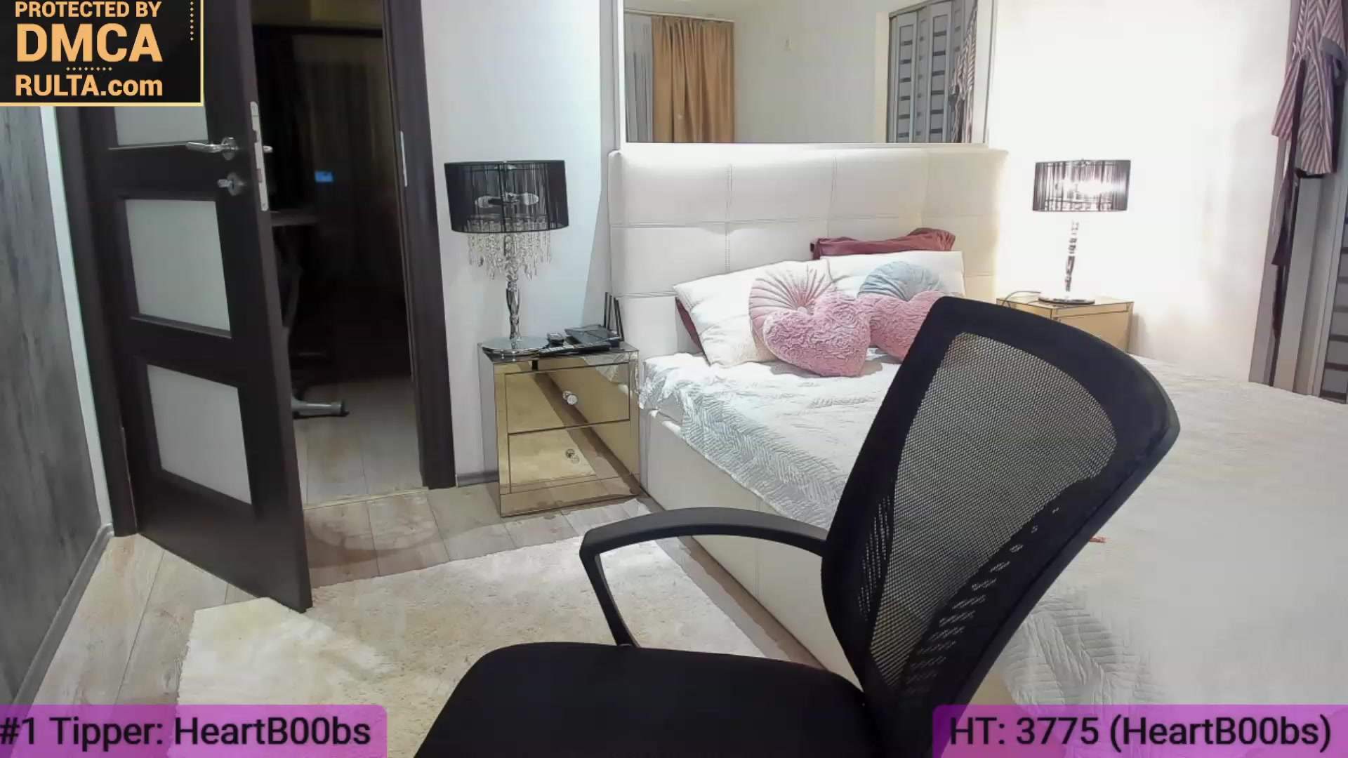 Gallery image thumbnail from Roxi777's myfreecams stream on, 07/30/2023, 22:34 image 5 of 20
