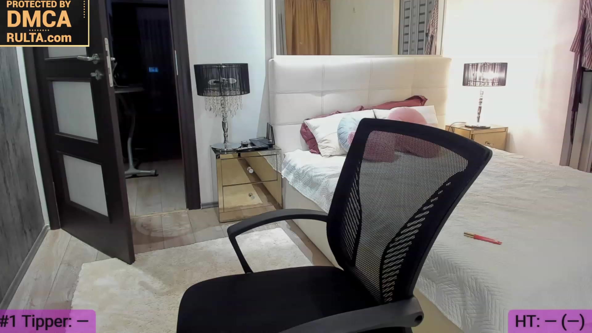 Gallery image thumbnail from Roxi777's myfreecams stream on, 07/31/2023, 22:32 image 4 of 20