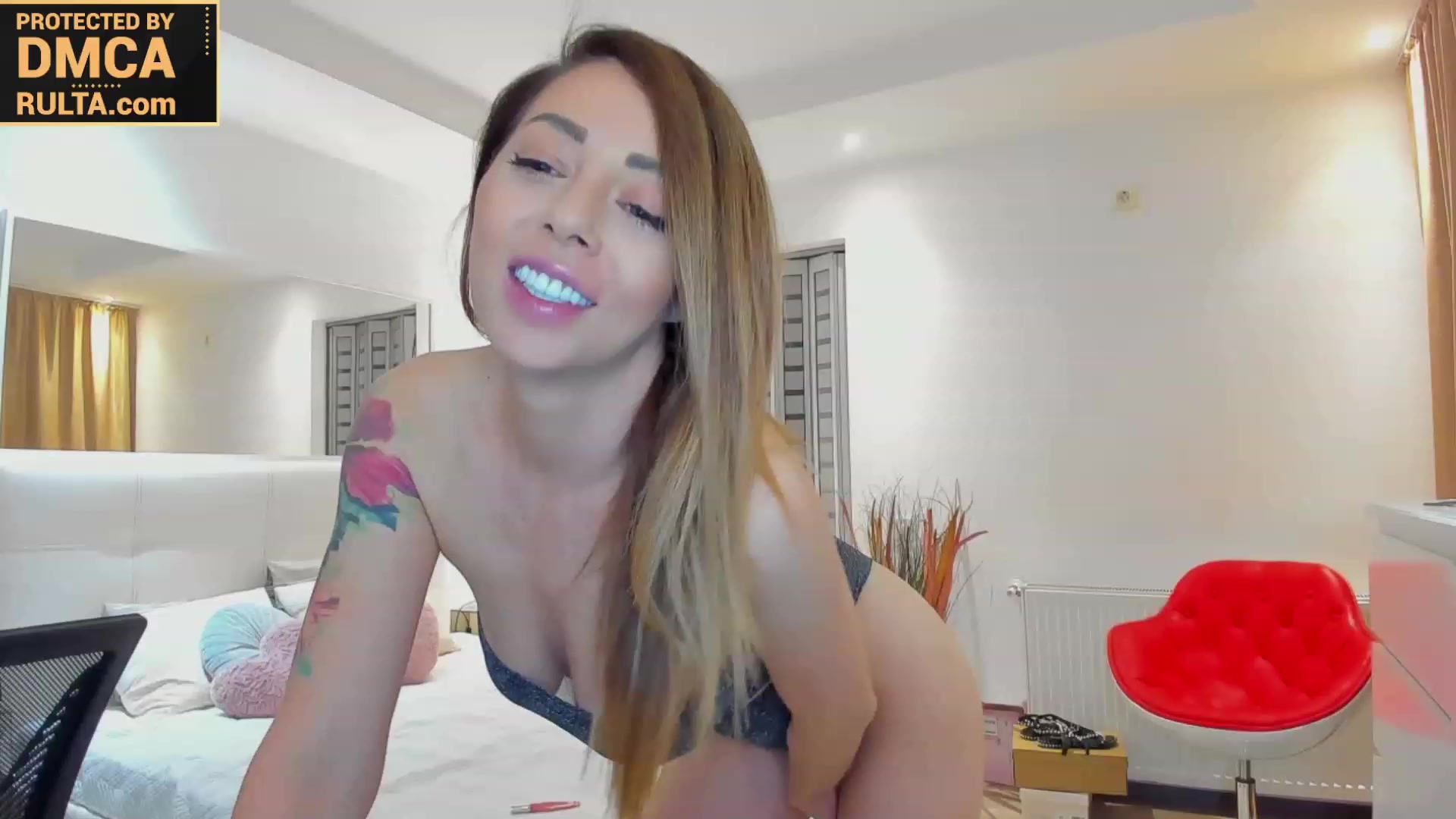 Gallery image thumbnail from Roxi777's myfreecams stream on, 11/19/2023, 16:40 image 10 of 20