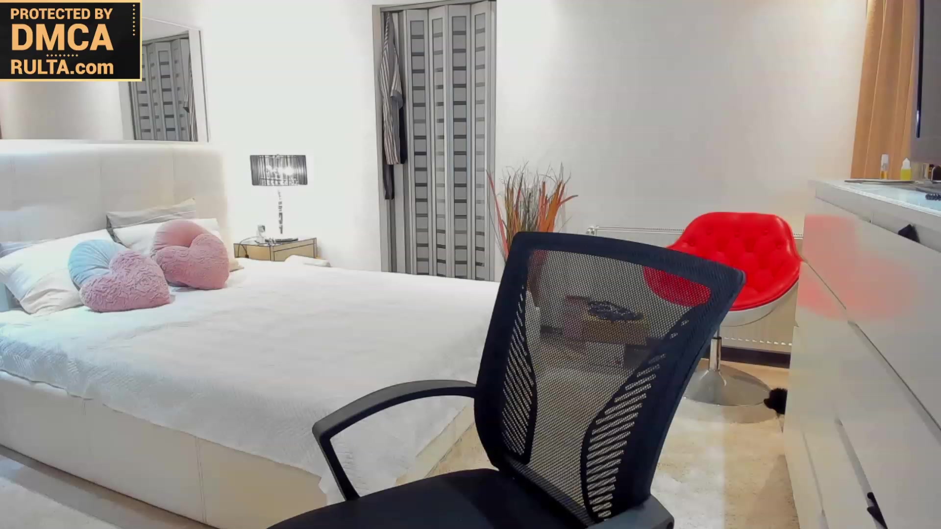 Gallery image thumbnail from Roxi777's myfreecams stream on, 11/19/2023, 18:02 image 11 of 20