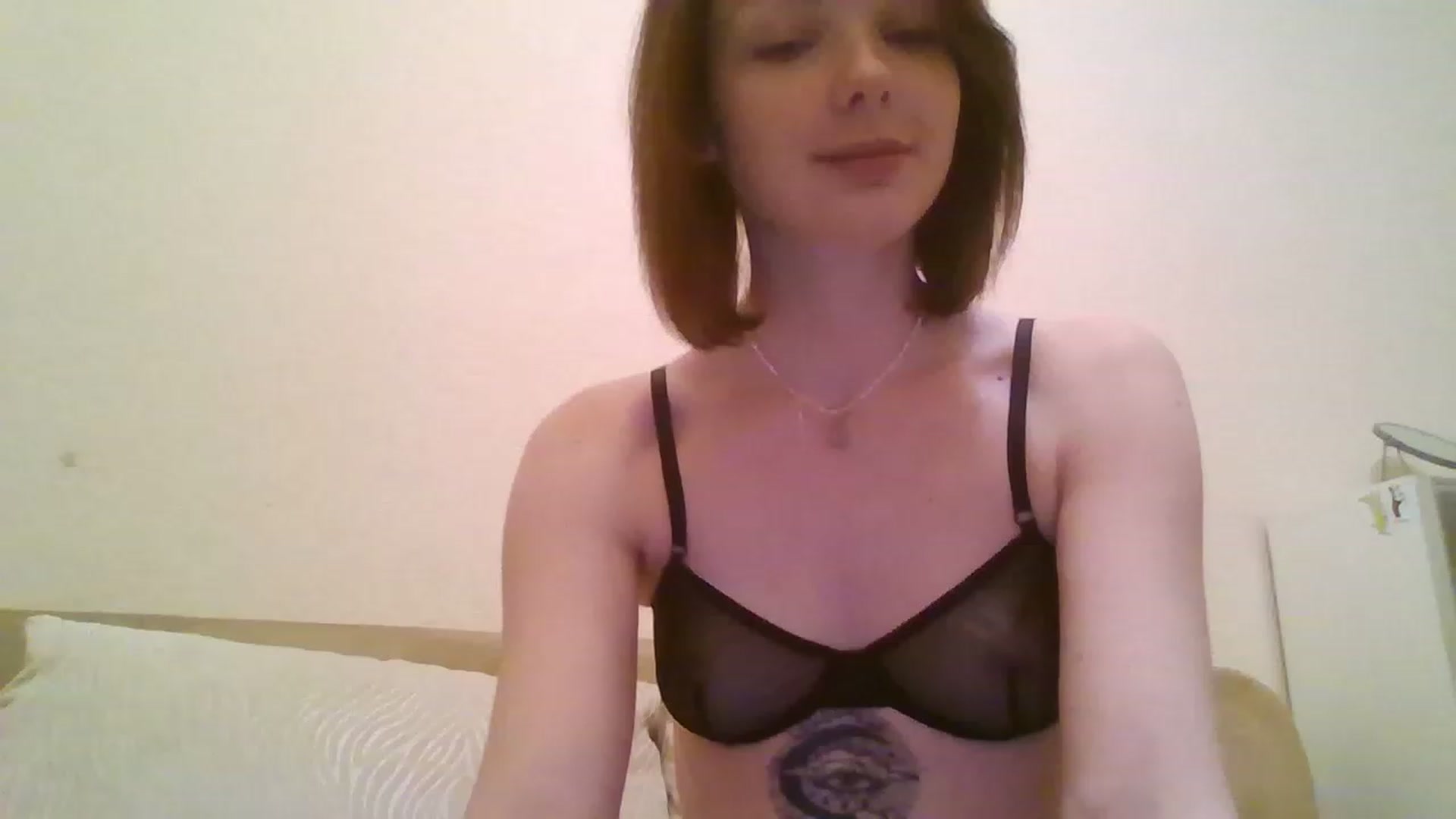 Gallery image thumbnail from RoxieSinner's myfreecams stream on, 11/19/2022, 15:54 image 8 of 20