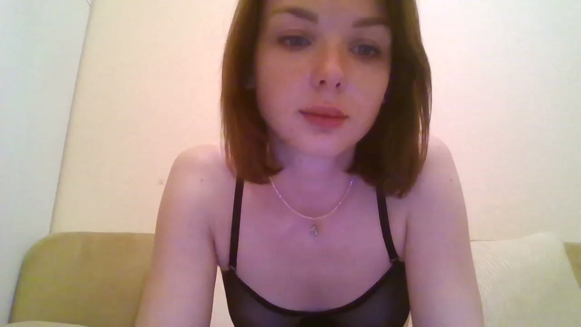 Gallery image thumbnail from RoxieSinner's myfreecams stream on, 11/19/2022, 20:20 image 14 of 20