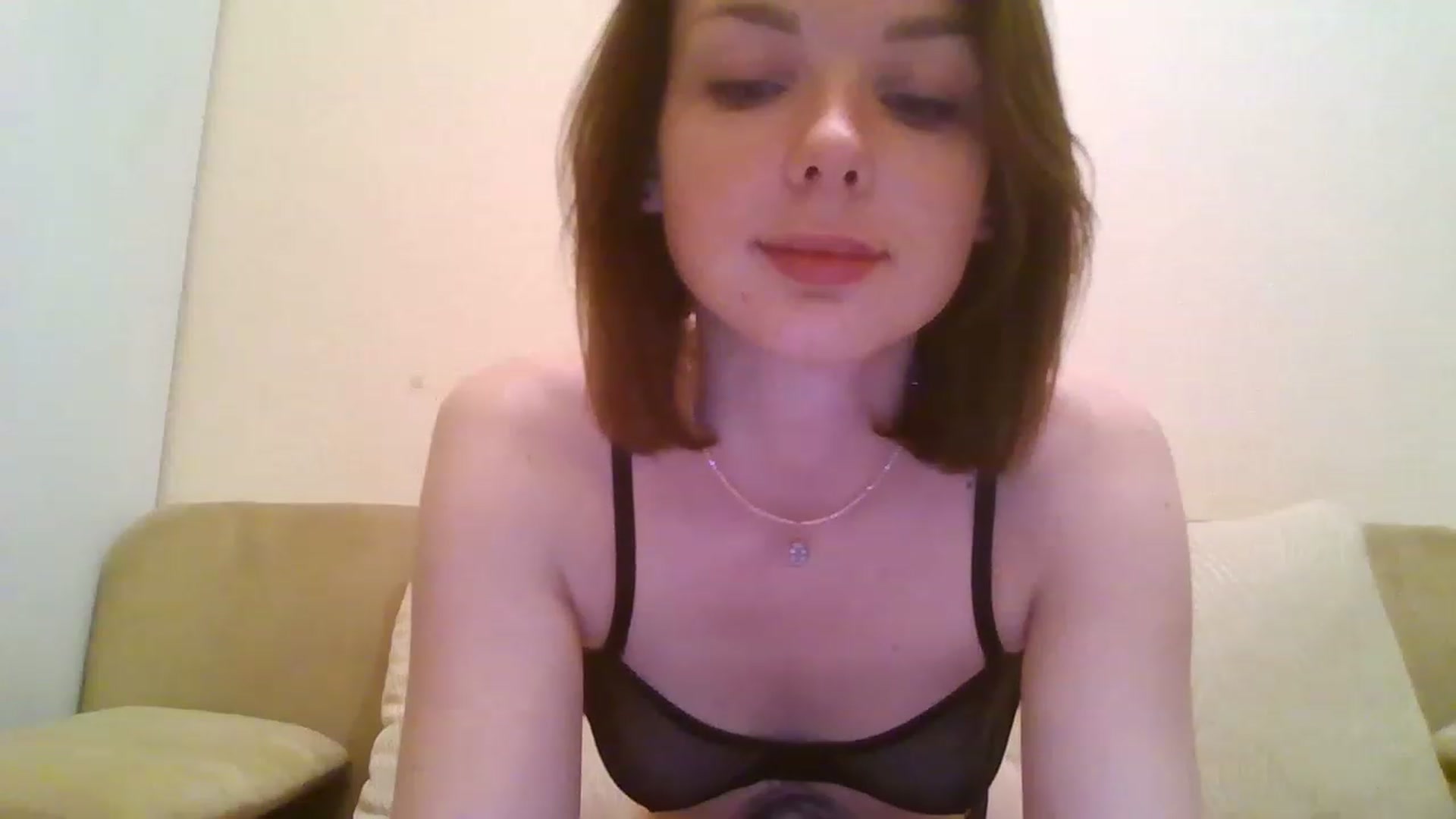 Gallery image thumbnail from RoxieSinner's myfreecams stream on, 11/19/2022, 20:20 image 8 of 20