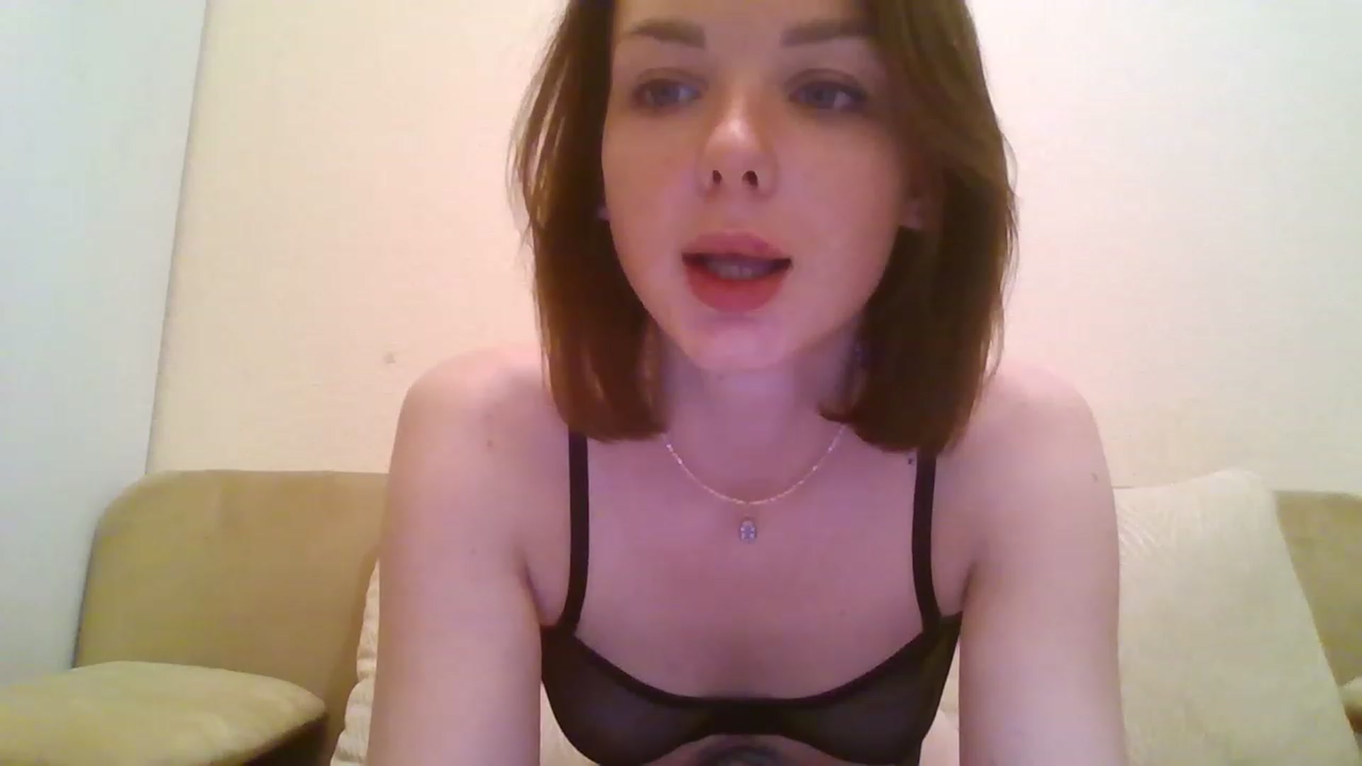 Gallery image thumbnail from RoxieSinner's myfreecams stream on, 11/19/2022, 20:20 image 7 of 20