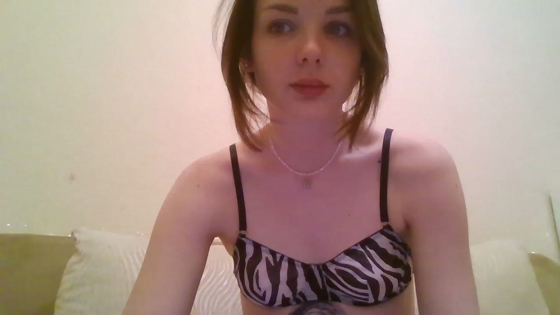 Gallery image thumbnail from RoxieSinner's myfreecams stream on, 11/20/2022, 14:30 image 9 of 20
