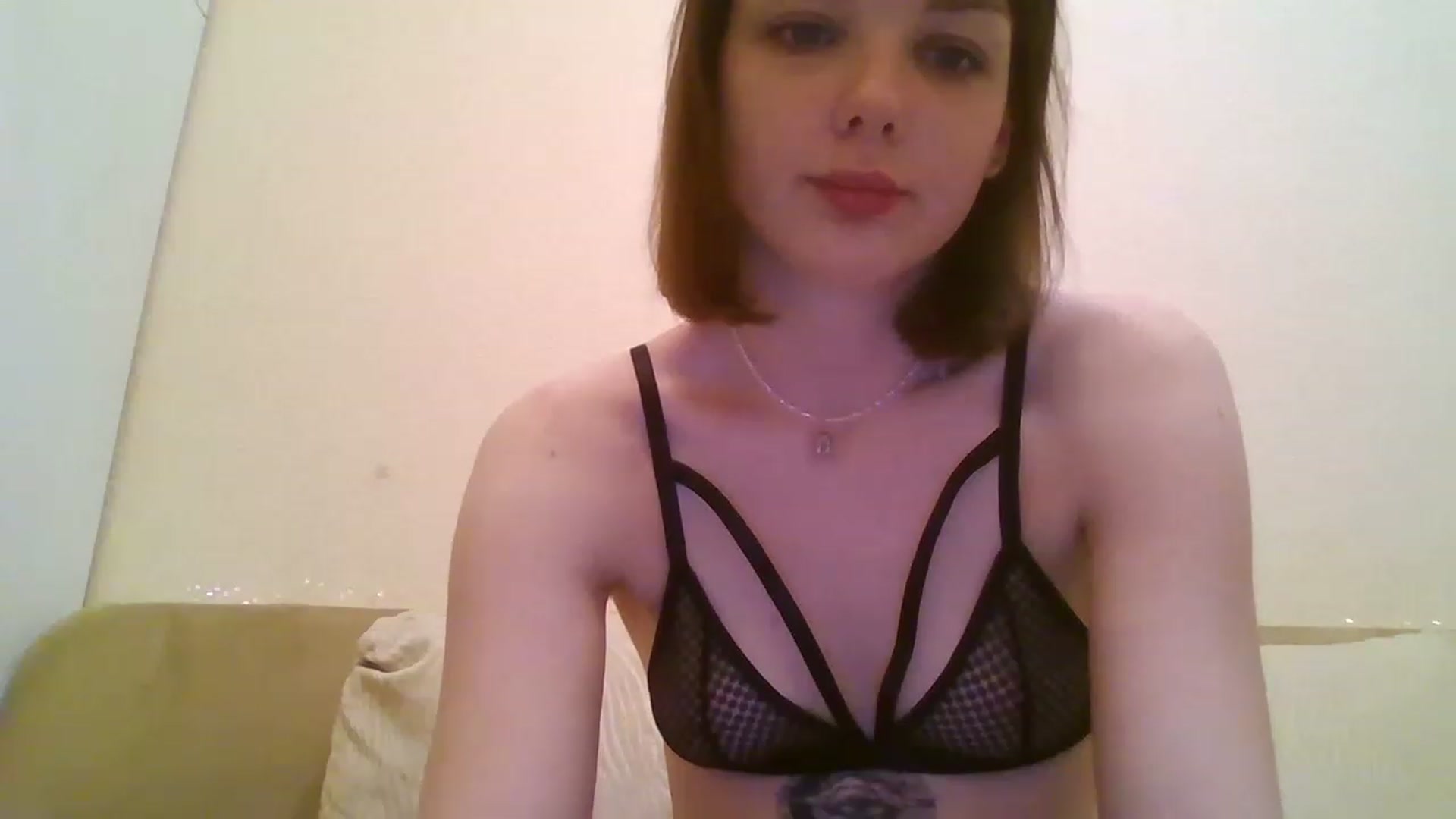 Gallery image thumbnail from RoxieSinner's myfreecams stream on, 11/22/2022, 21:30 image 20 of 20