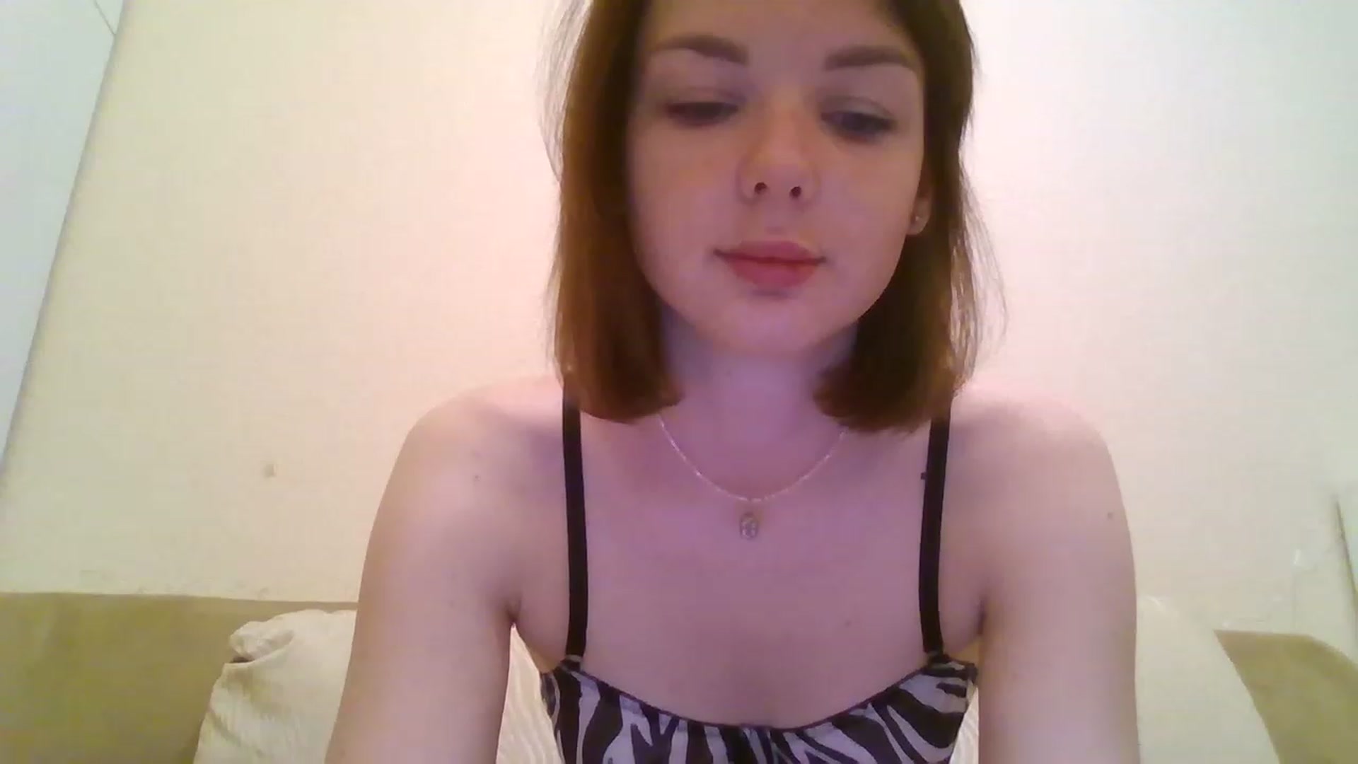 Gallery image thumbnail from RoxieSinner's myfreecams stream on, 11/23/2022, 10:51 image 17 of 20