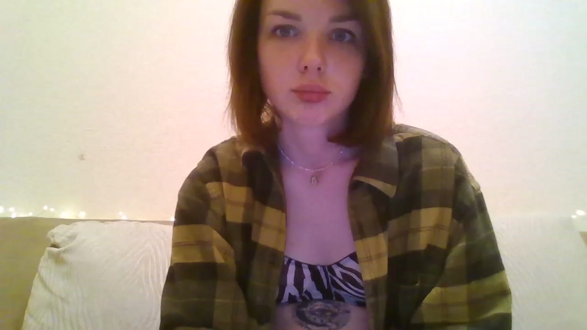 Gallery image thumbnail from RoxieSinner's myfreecams stream on, 11/23/2022, 23:01 image 4 of 20