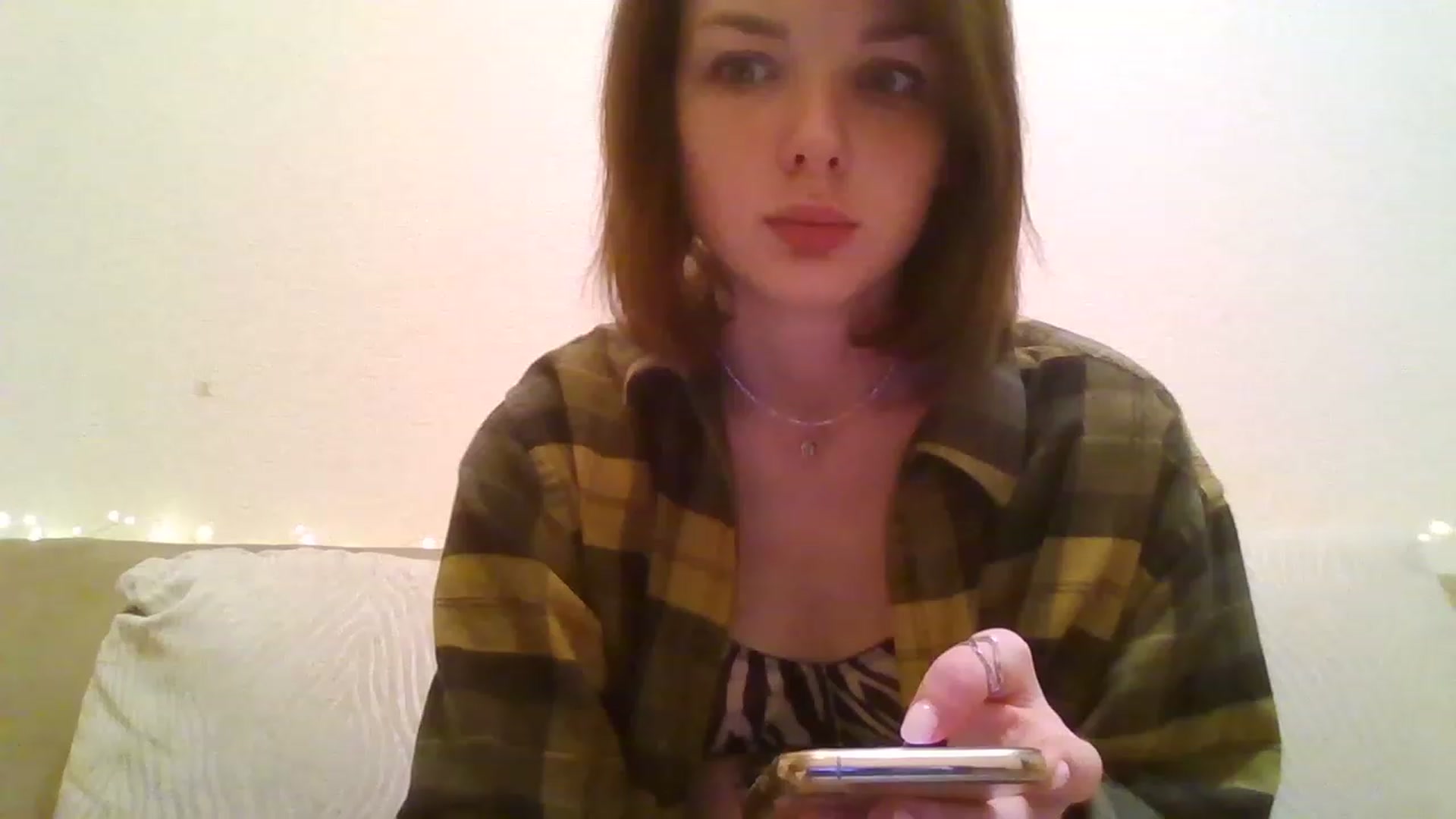 Gallery image thumbnail from RoxieSinner's myfreecams stream on, 11/23/2022, 23:01 image 9 of 20