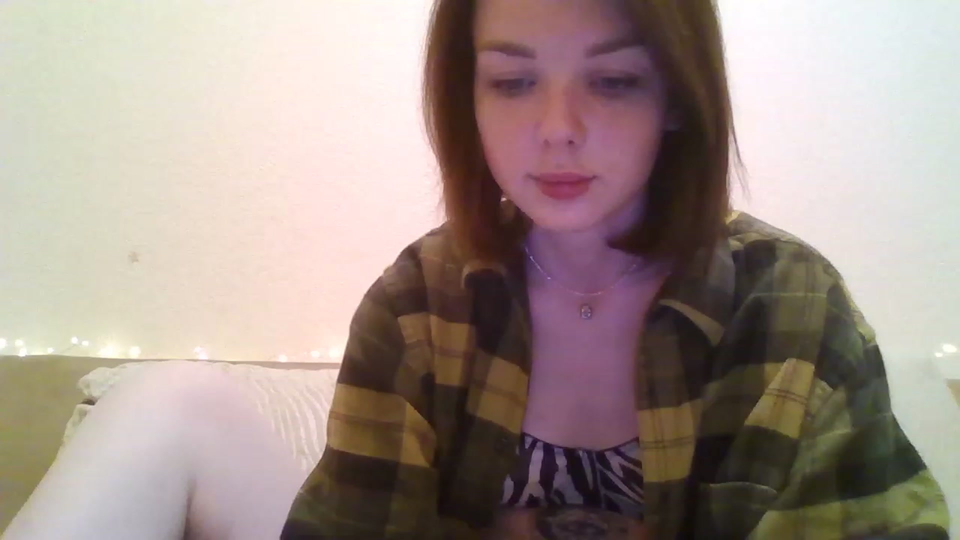 Gallery image thumbnail from RoxieSinner's myfreecams stream on, 11/23/2022, 23:01 image 2 of 20