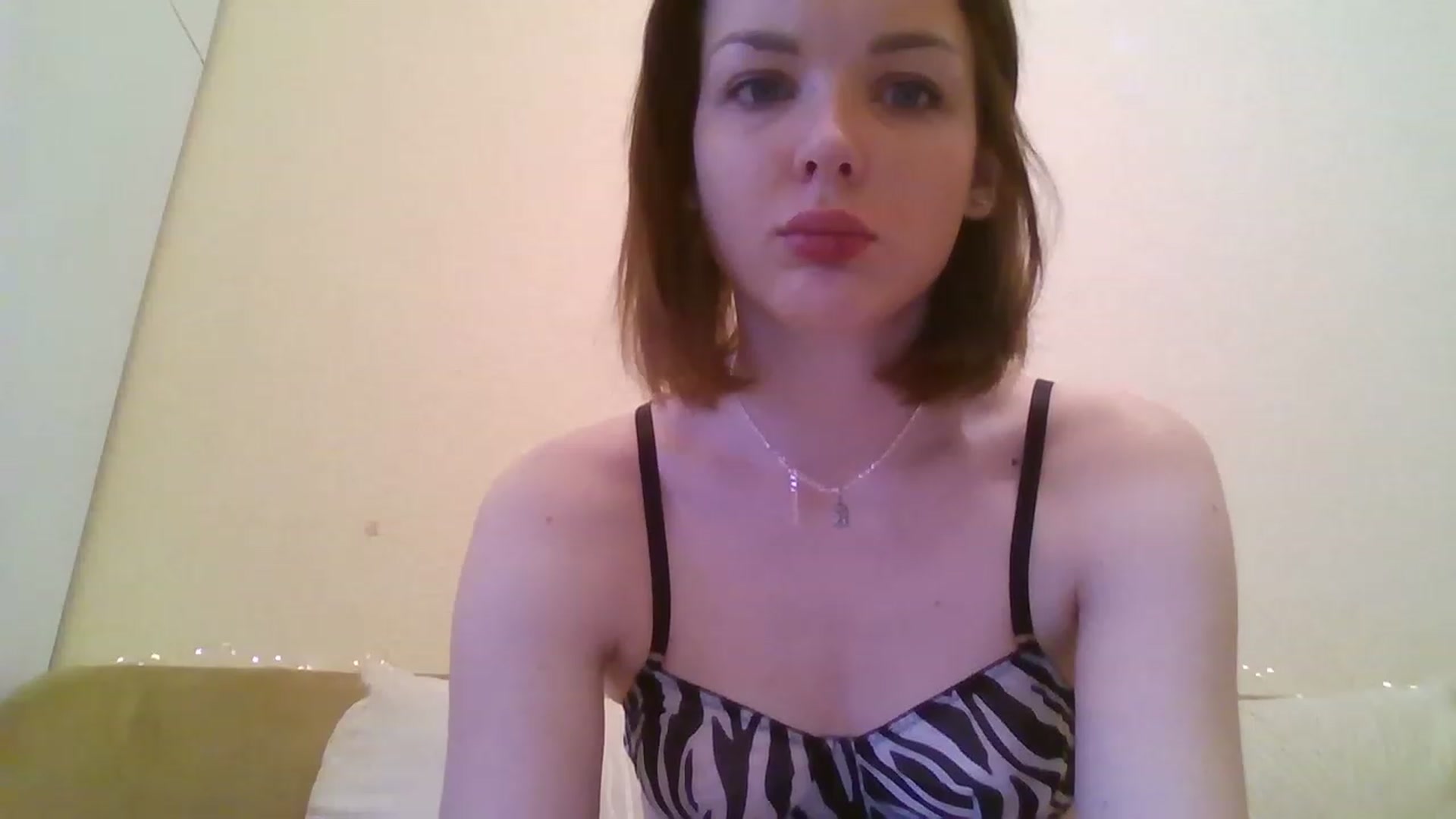 Gallery image thumbnail from RoxieSinner's myfreecams stream on, 12/01/2022, 11:24 image 4 of 20