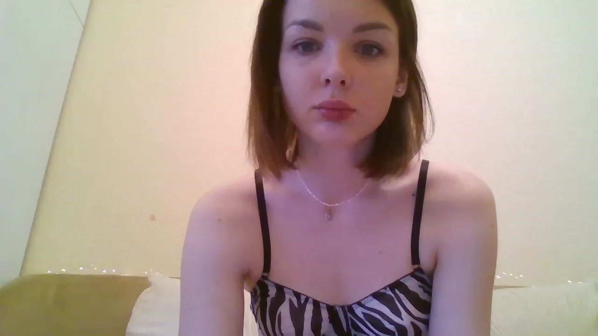 Gallery image thumbnail from RoxieSinner's myfreecams stream on, 12/01/2022, 11:24 image 13 of 20