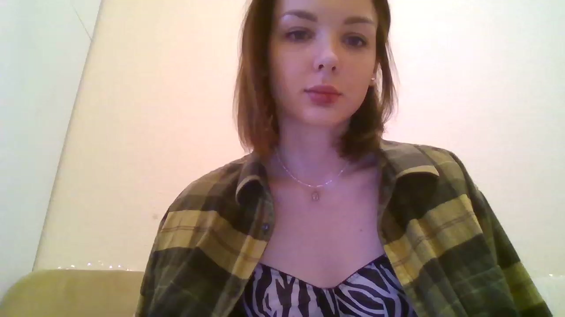 Gallery image thumbnail from RoxieSinner's myfreecams stream on, 12/01/2022, 12:04 image 8 of 20