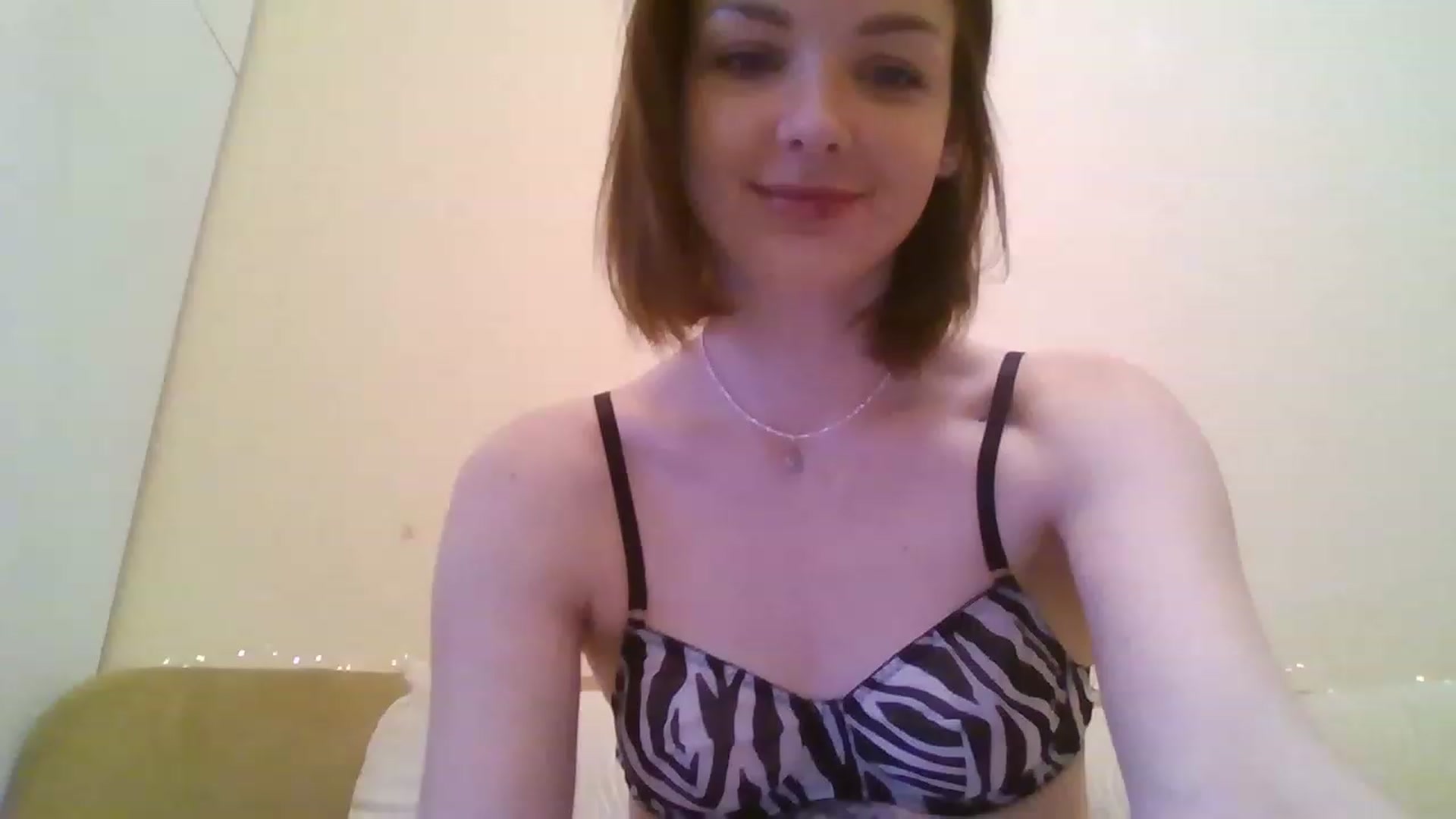Gallery image thumbnail from RoxieSinner's myfreecams stream on, 12/01/2022, 12:04 image 2 of 20