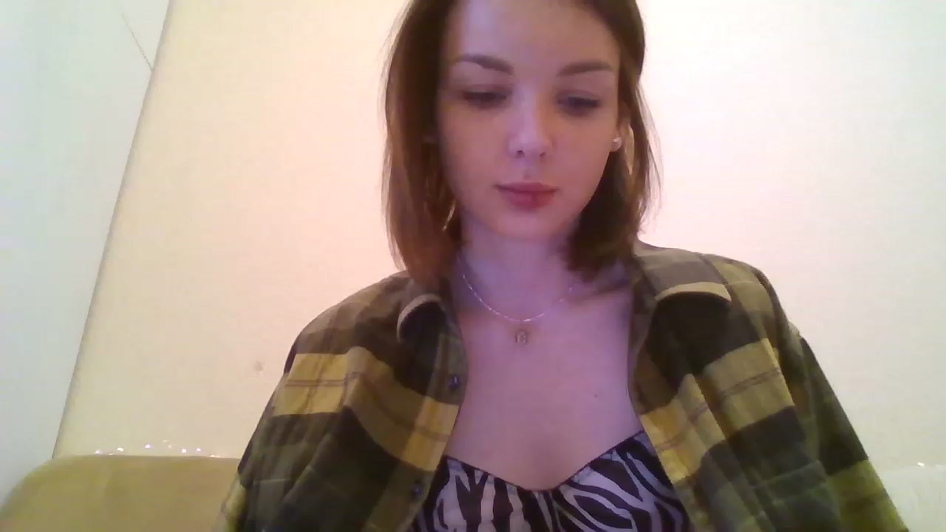 Gallery image thumbnail from RoxieSinner's myfreecams stream on, 12/01/2022, 12:04 image 12 of 20