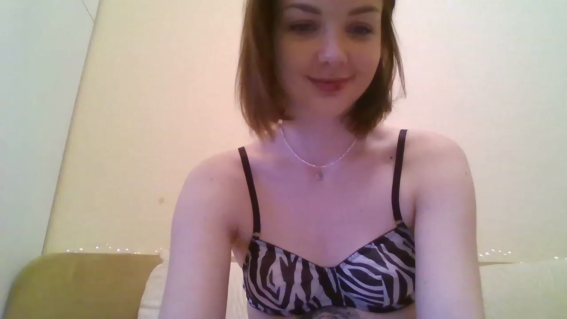 Gallery image thumbnail from RoxieSinner's myfreecams stream on, 12/01/2022, 12:04 image 3 of 20