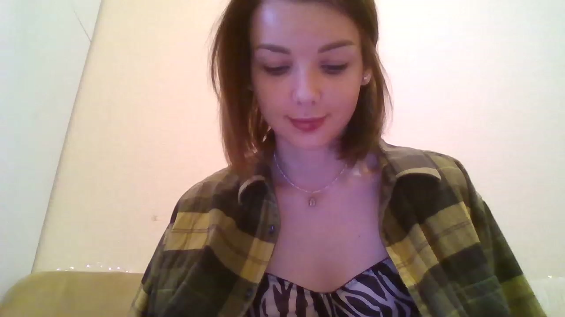 Gallery image thumbnail from RoxieSinner's myfreecams stream on, 12/01/2022, 12:04 image 14 of 20