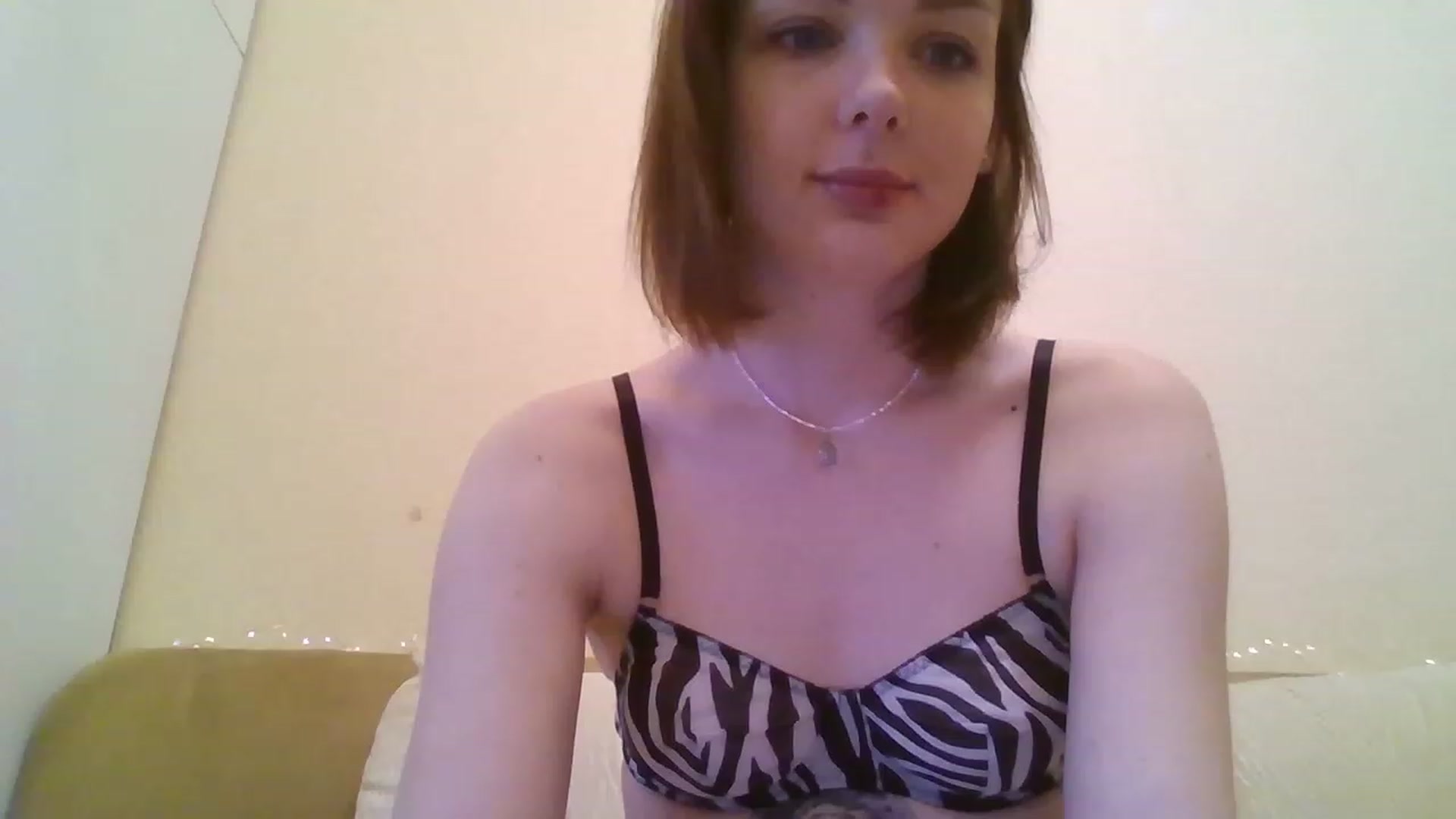 Gallery image thumbnail from RoxieSinner's myfreecams stream on, 12/01/2022, 12:04 image 6 of 20