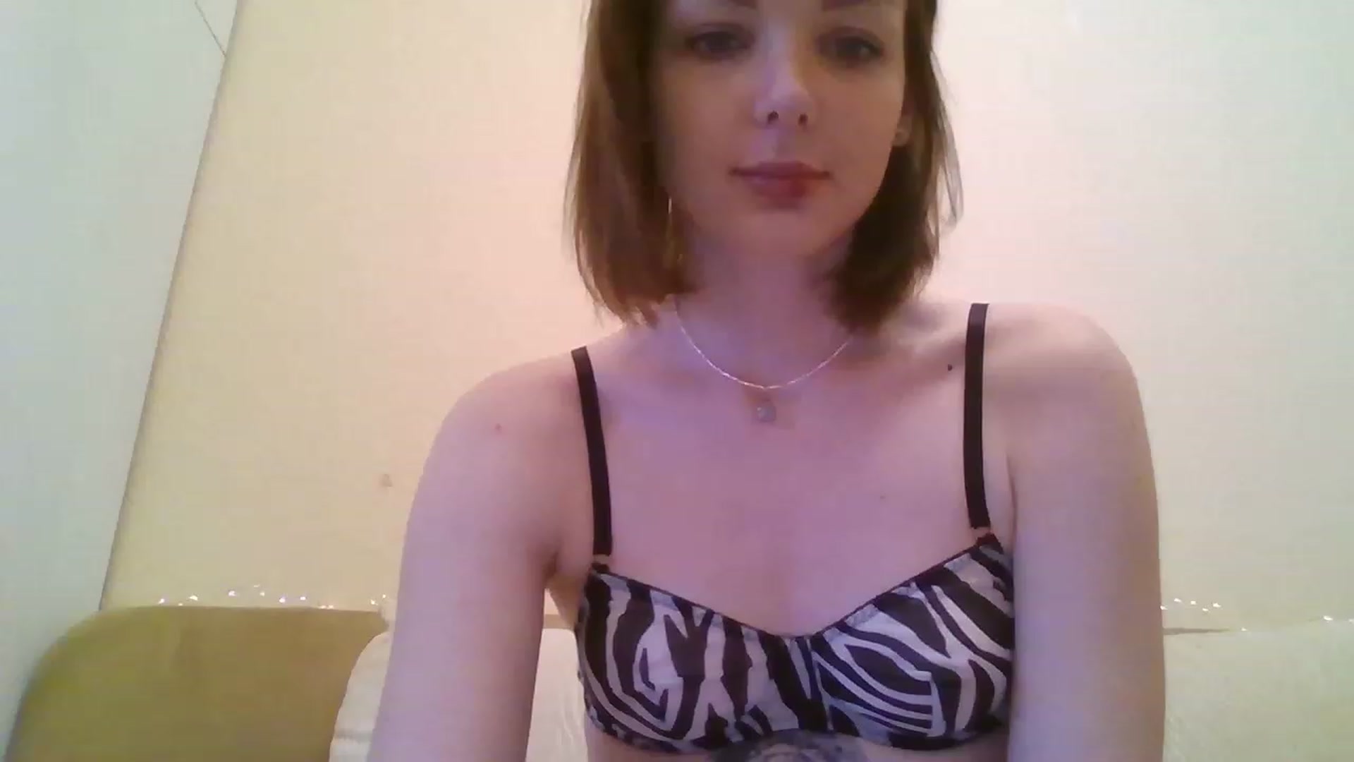 Gallery image thumbnail from RoxieSinner's myfreecams stream on, 12/01/2022, 12:04 image 4 of 20