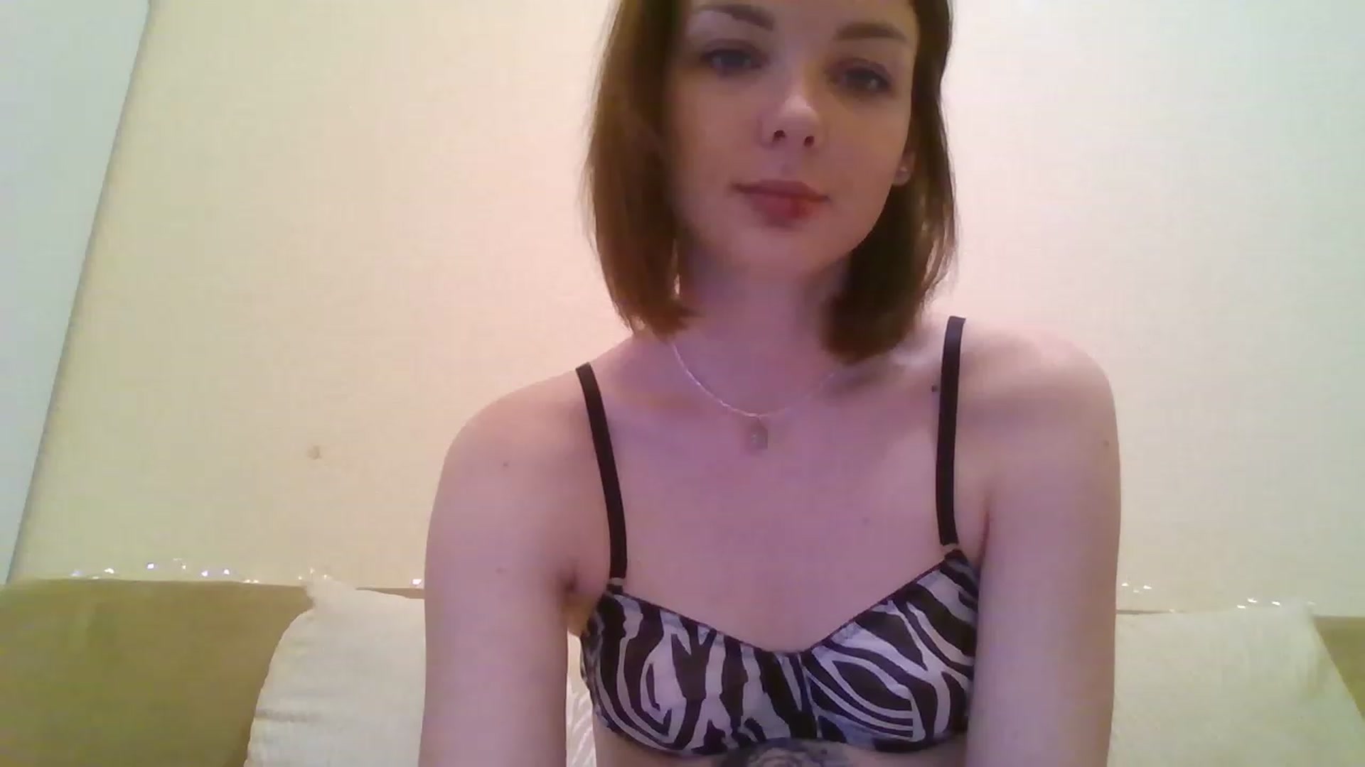 Gallery image thumbnail from RoxieSinner's myfreecams stream on, 12/01/2022, 13:05 image 20 of 20