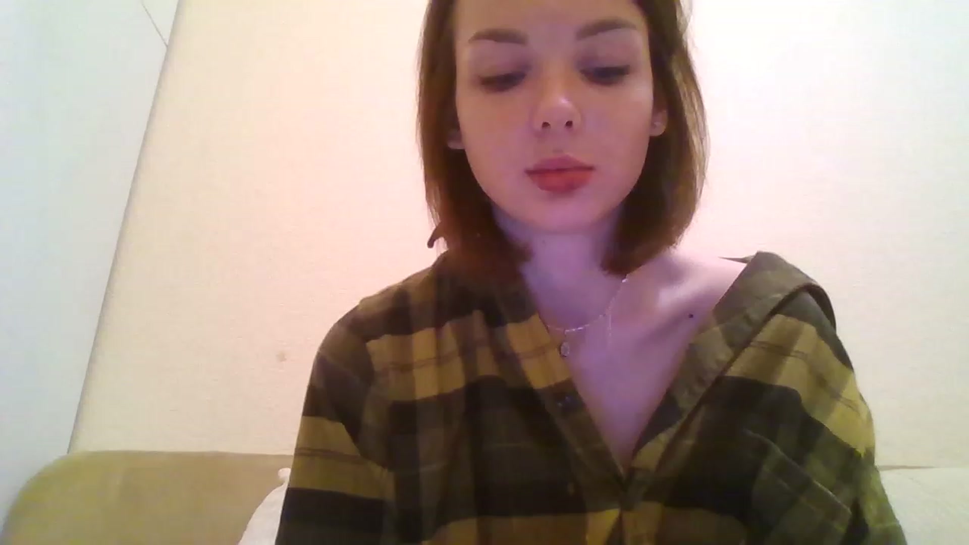 Gallery image thumbnail from RoxieSinner's myfreecams stream on, 12/01/2022, 16:00 image 7 of 20